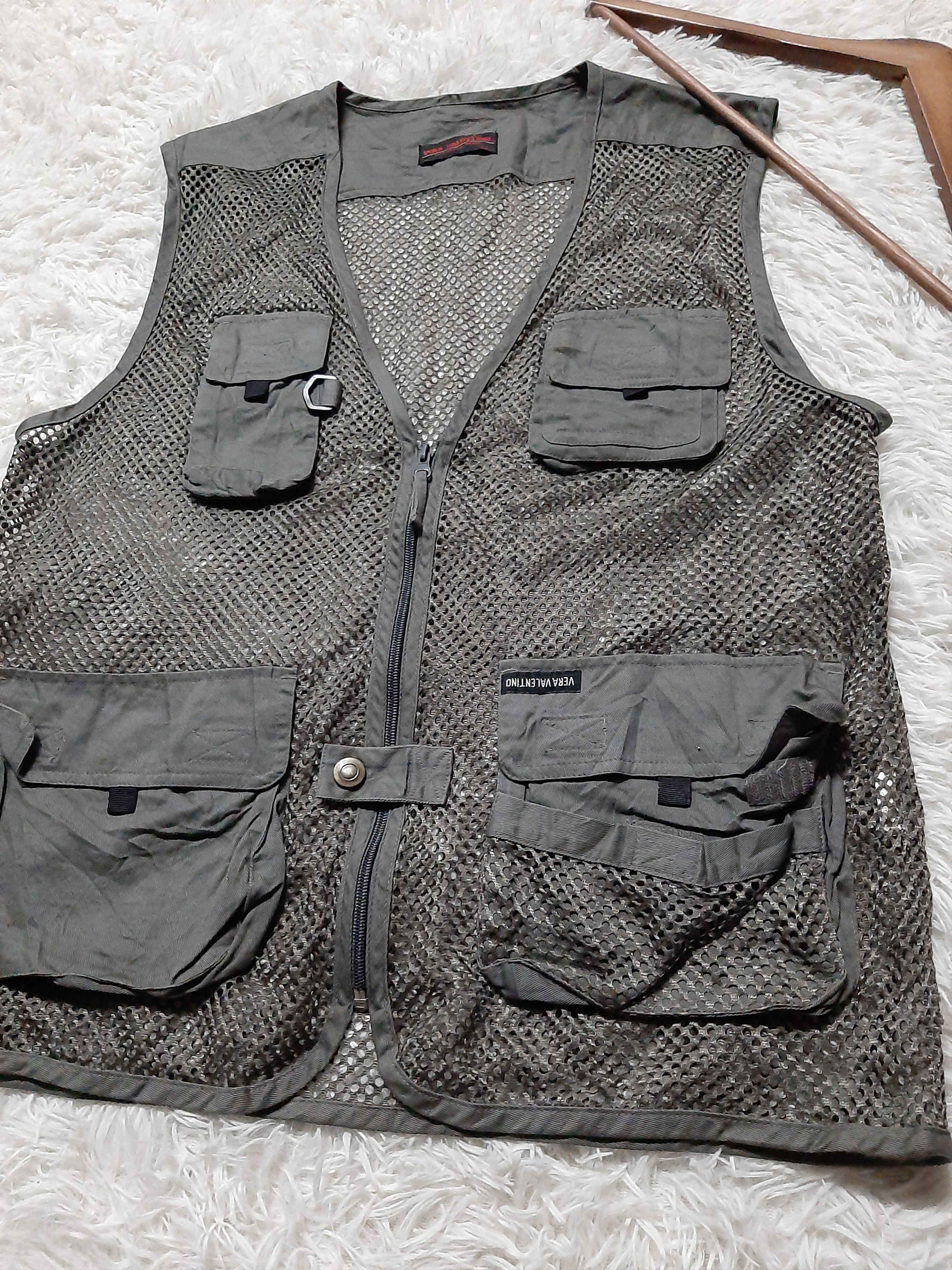 Designer × Valentino × Vintage VTG VERA VALENTINO OUTDOOR BASIC WEAR NET VEST MULTI POCEKT Size US M / EU 48-50 / 2 - 3 Thumbnail
