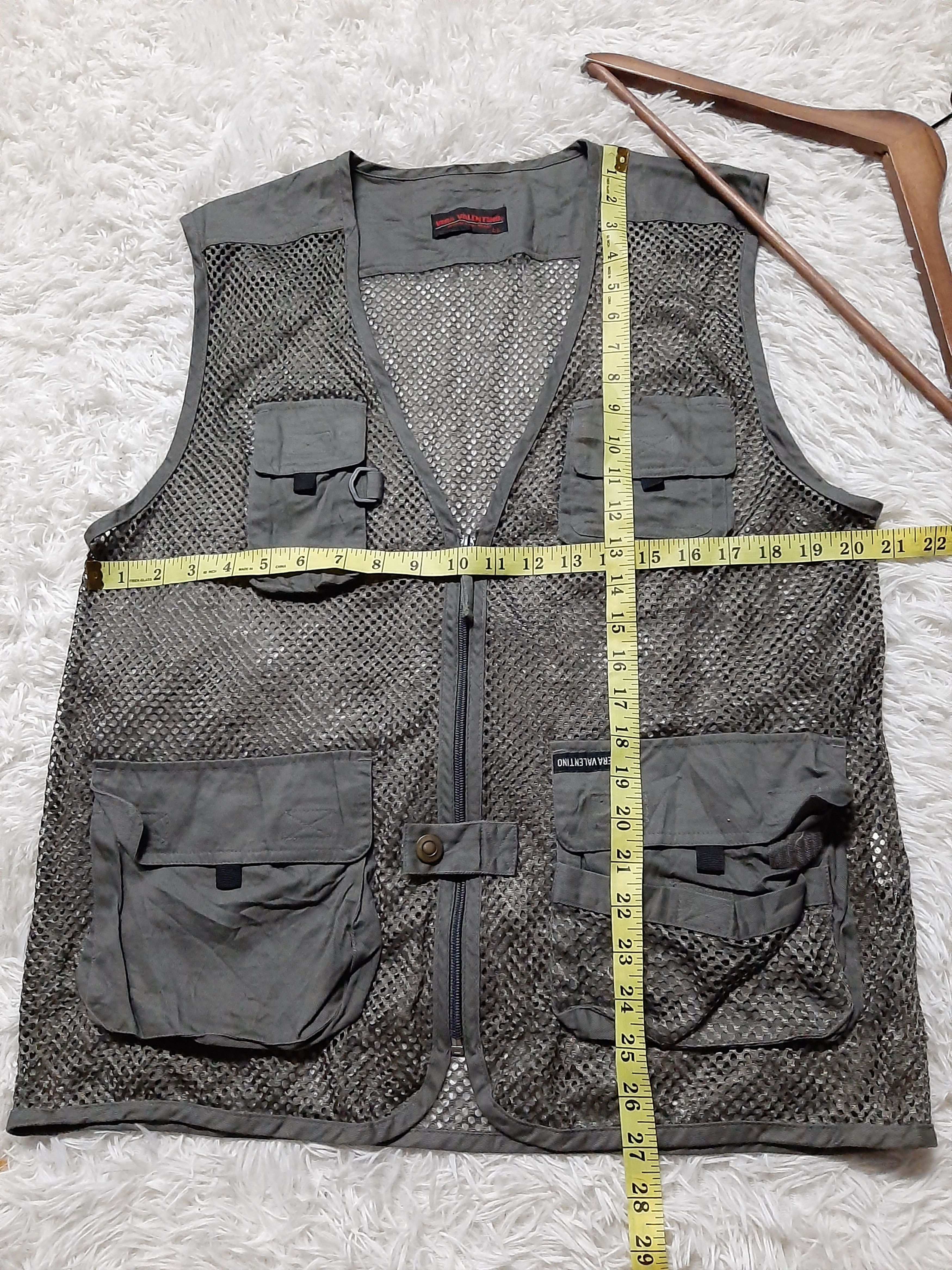 Designer × Valentino × Vintage VTG VERA VALENTINO OUTDOOR BASIC WEAR NET VEST MULTI POCEKT Size US M / EU 48-50 / 2 - 13 Thumbnail