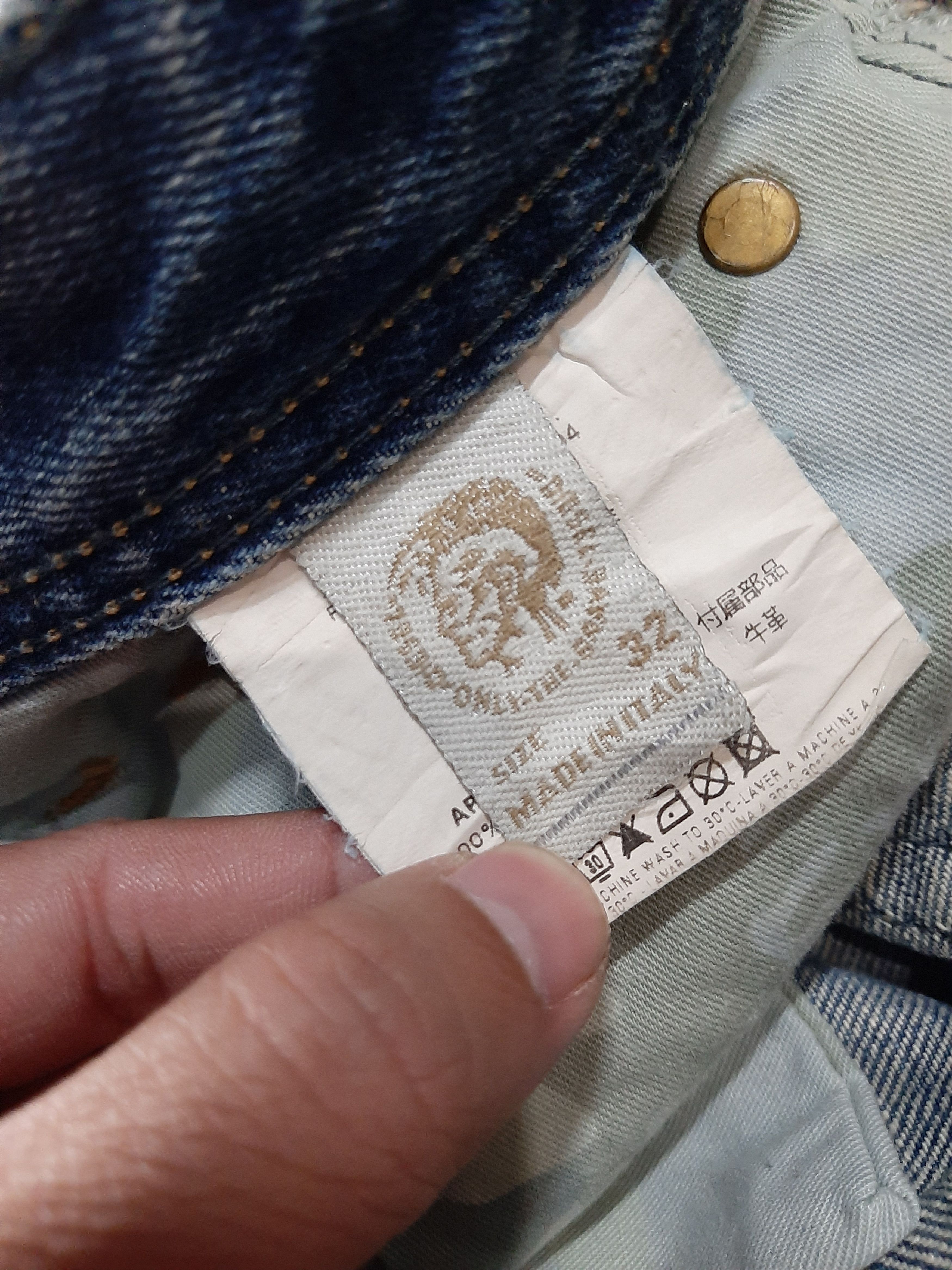 Diesel DIESEL HEEVEN DISTRESSED DENIM NICE DESIGN 👌 Size US 34 / EU 50 - 14 Thumbnail