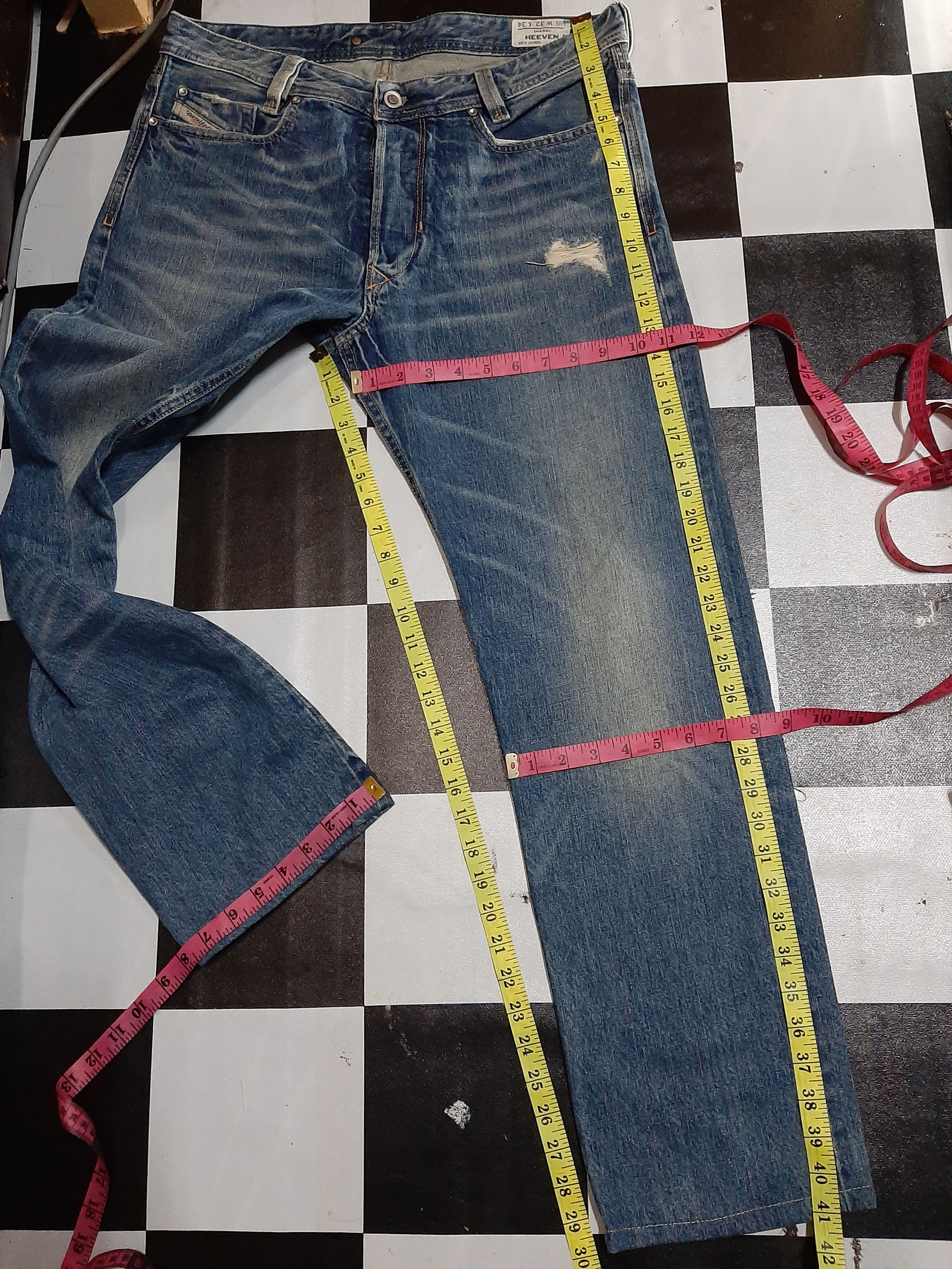 Diesel DIESEL HEEVEN DISTRESSED DENIM NICE DESIGN 👌 Size US 34 / EU 50 - 17 Thumbnail