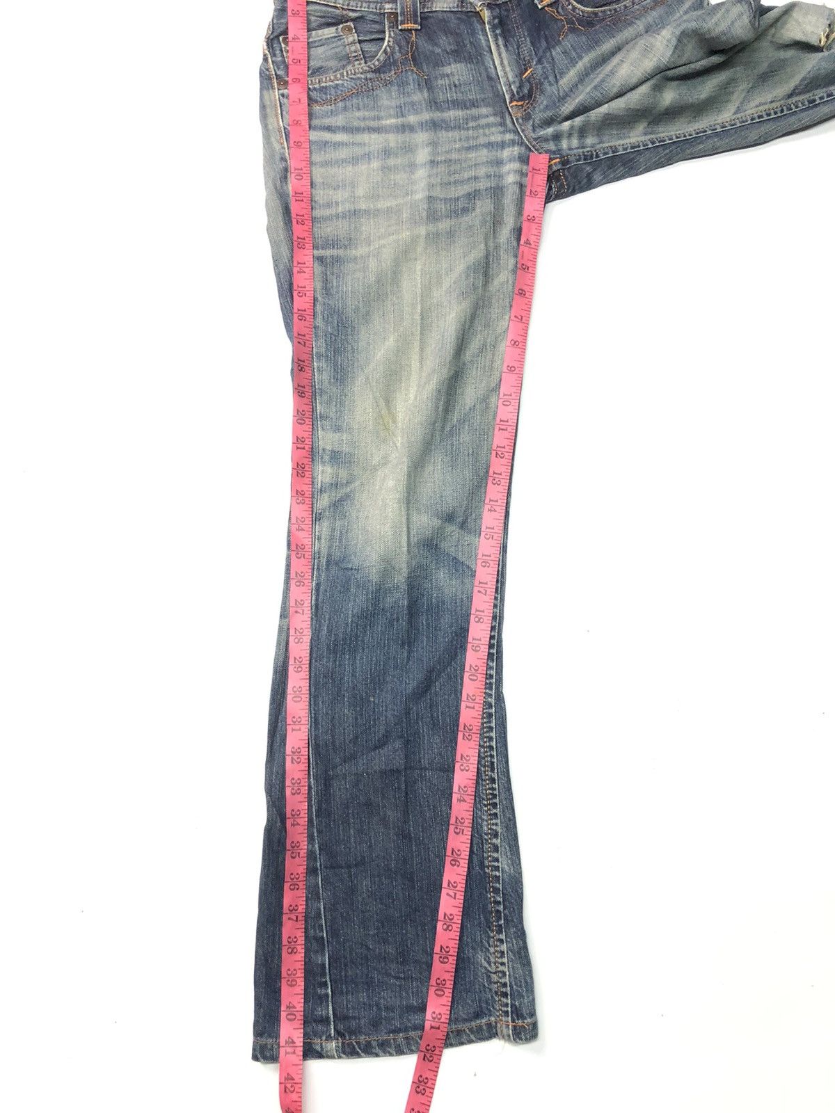 Edwin × Vintage VINTAGE EDWIN BLUE WASH DISSTRESSED DENIM Size US 30 / EU 46 - 14 Thumbnail