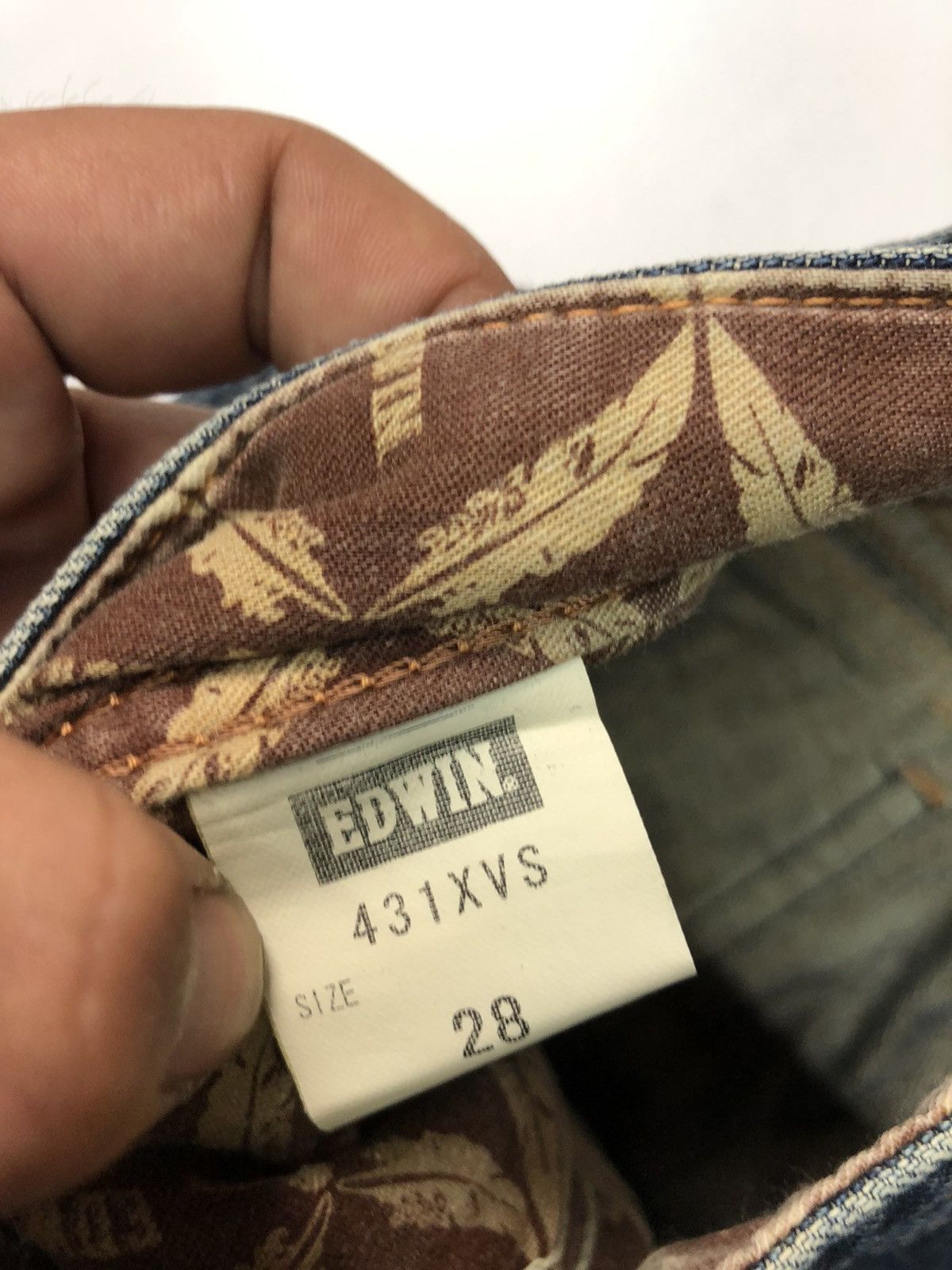 Edwin × Vintage VINTAGE EDWIN BLUE WASH DISSTRESSED DENIM Size US 30 / EU 46 - 7 Thumbnail