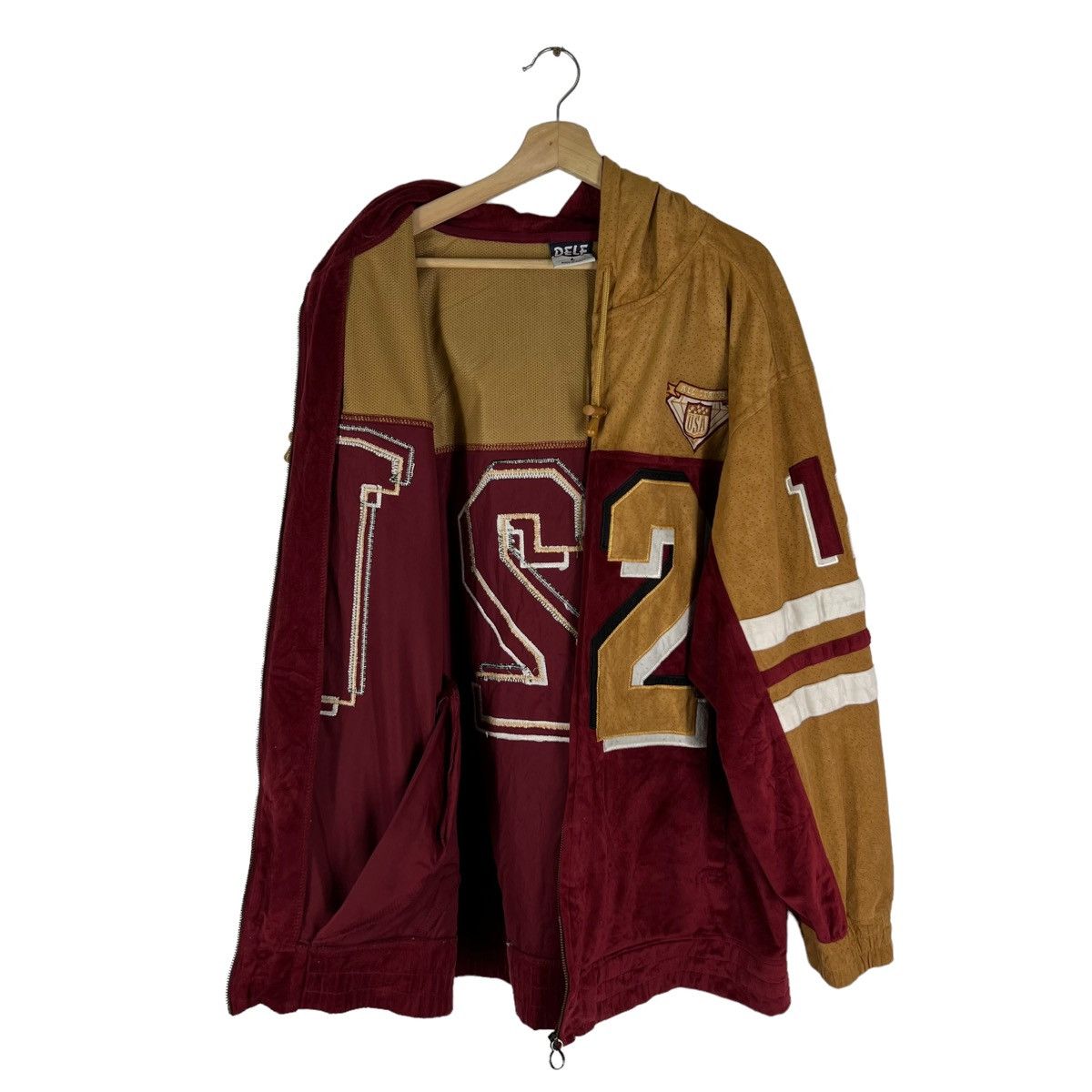Japanese Brand × Sports Specialties VINTAGE DELF SPORT JACKET ZIPPER BIG LOGO Size US L / EU 52-54 / 3 - 9 Thumbnail