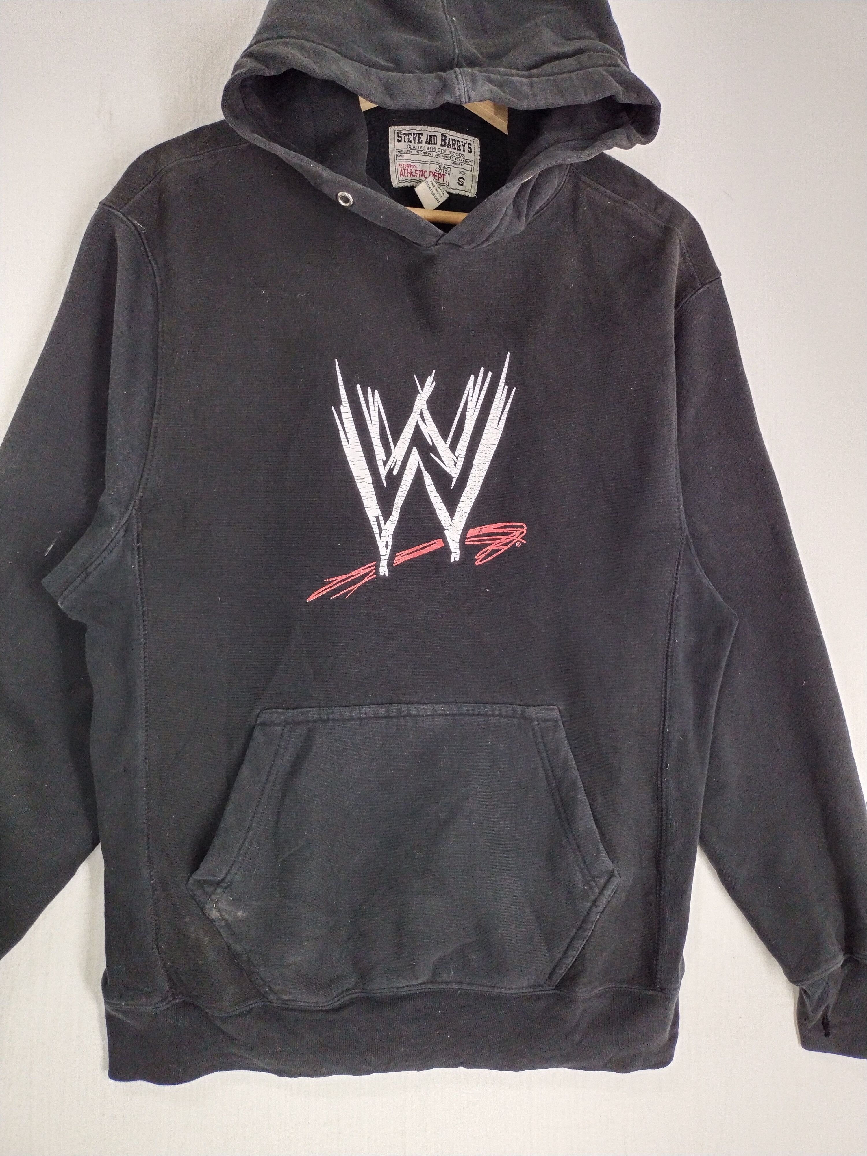 image of Steve And Barrys x Wwe Vintage Wwe Center Logo Hoodie in Black, Men's (Size Medium)
