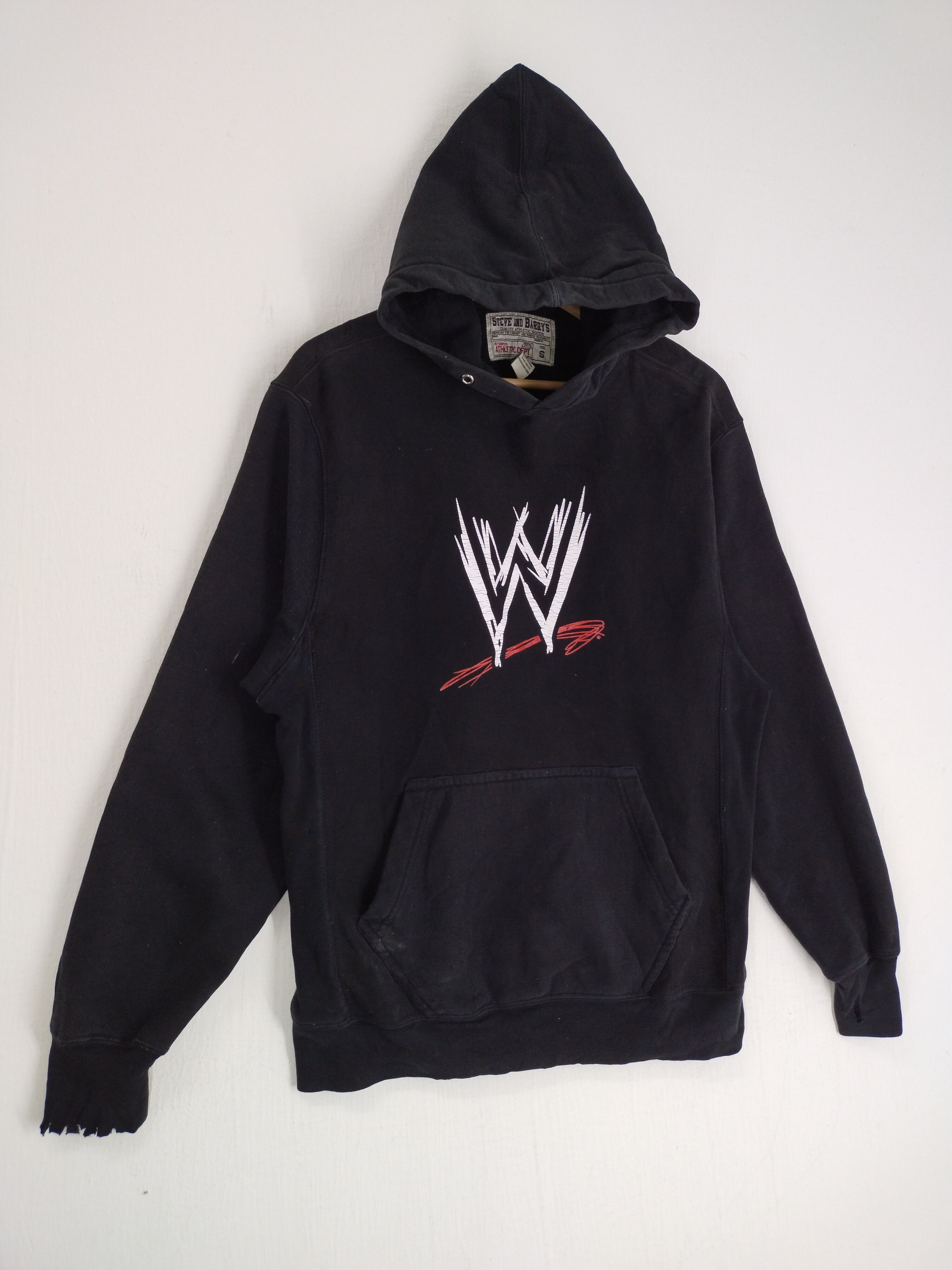 Steve And Barrys VINTAGE WWE CENTER LOGO HOODIE Size US M / EU 48-50 / 2 - 3 Thumbnail