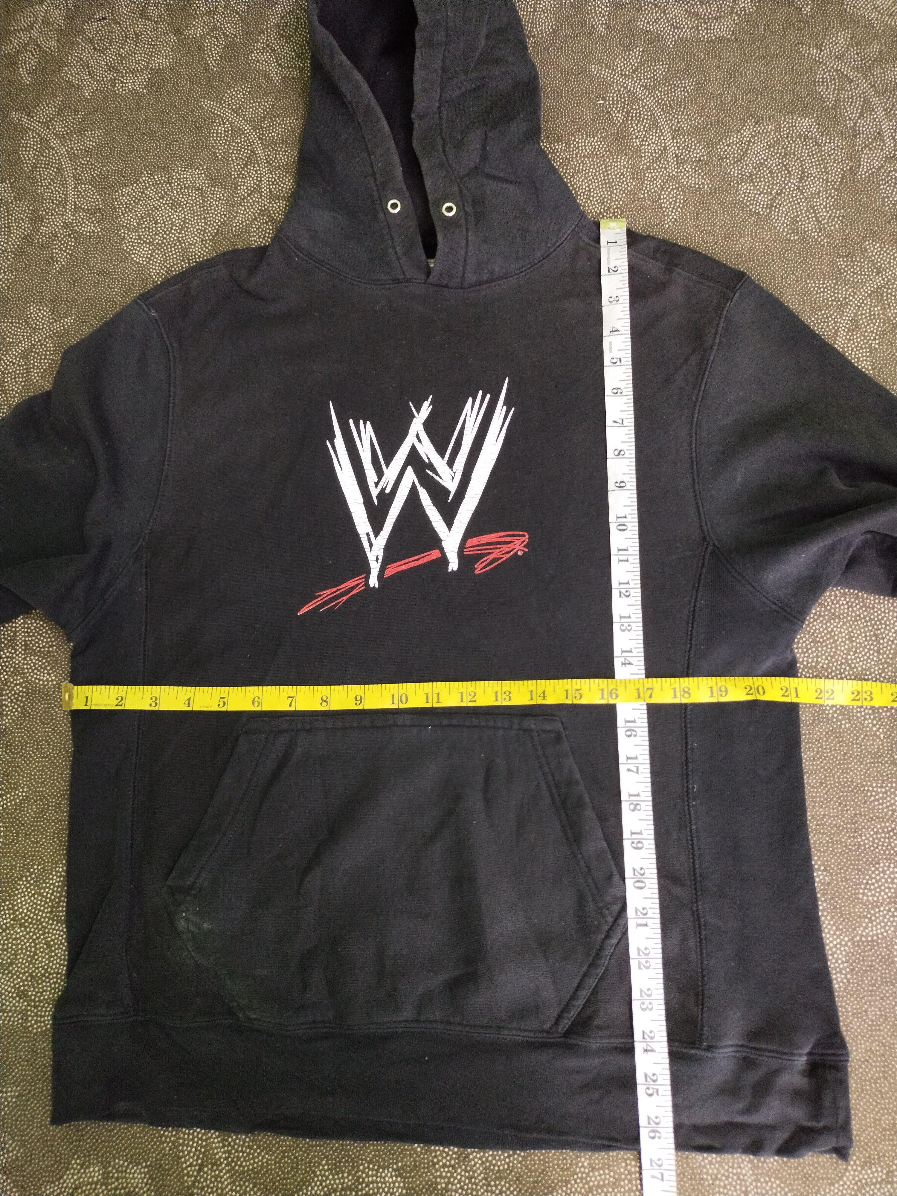 Steve And Barrys VINTAGE WWE CENTER LOGO HOODIE Size US M / EU 48-50 / 2 - 13 Thumbnail
