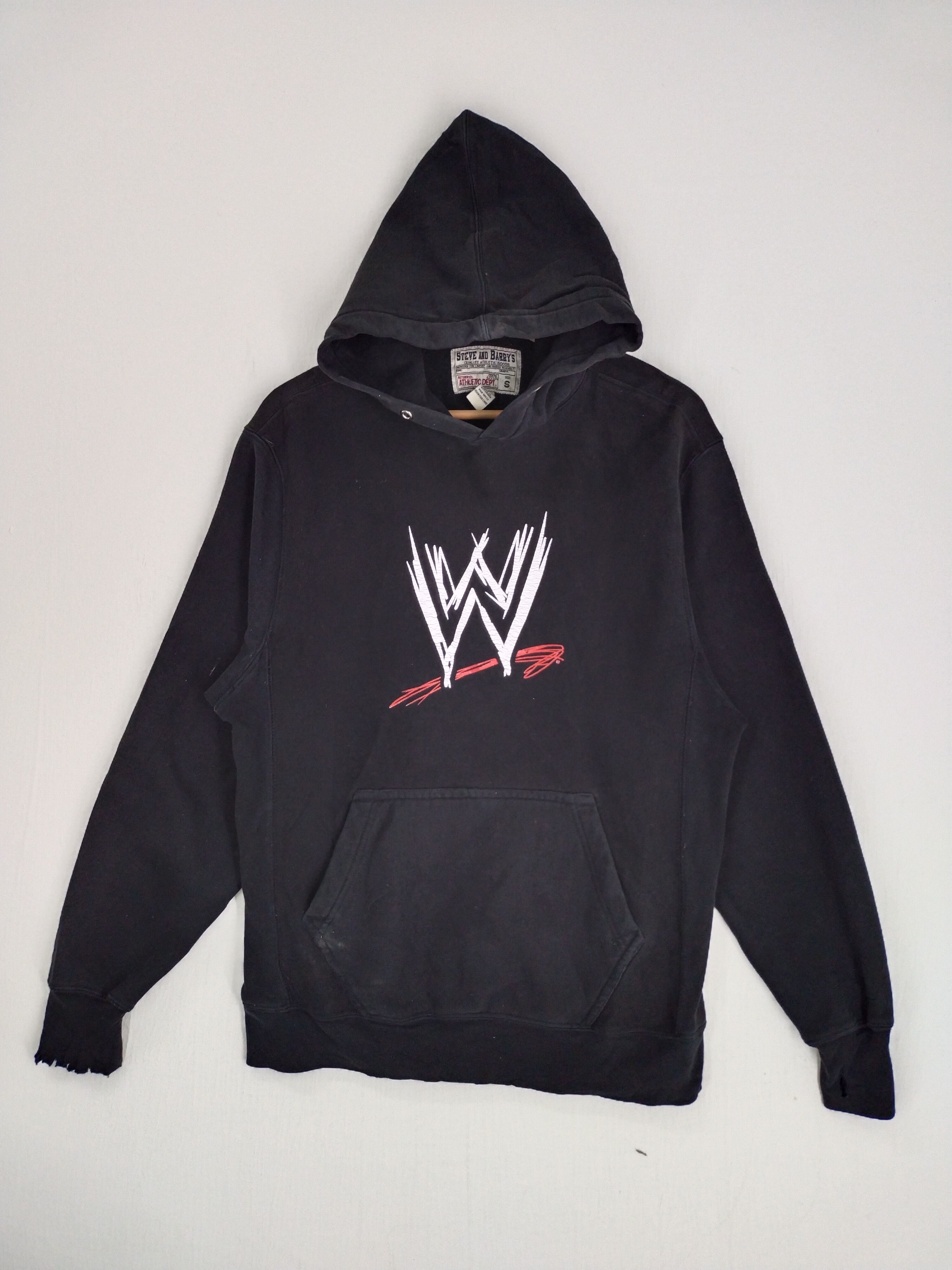 Steve And Barrys VINTAGE WWE CENTER LOGO HOODIE Size US M / EU 48-50 / 2 - 2 Thumbnail