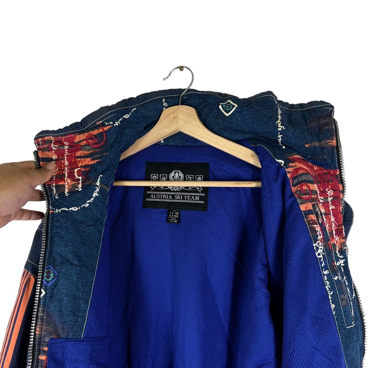 Japanese Brand VINTAGE SKI JACKET RARE COLOUR AUSTRIA SKI TEAM RARE DESIGN Size US M / EU 48-50 / 2 - 14 Thumbnail