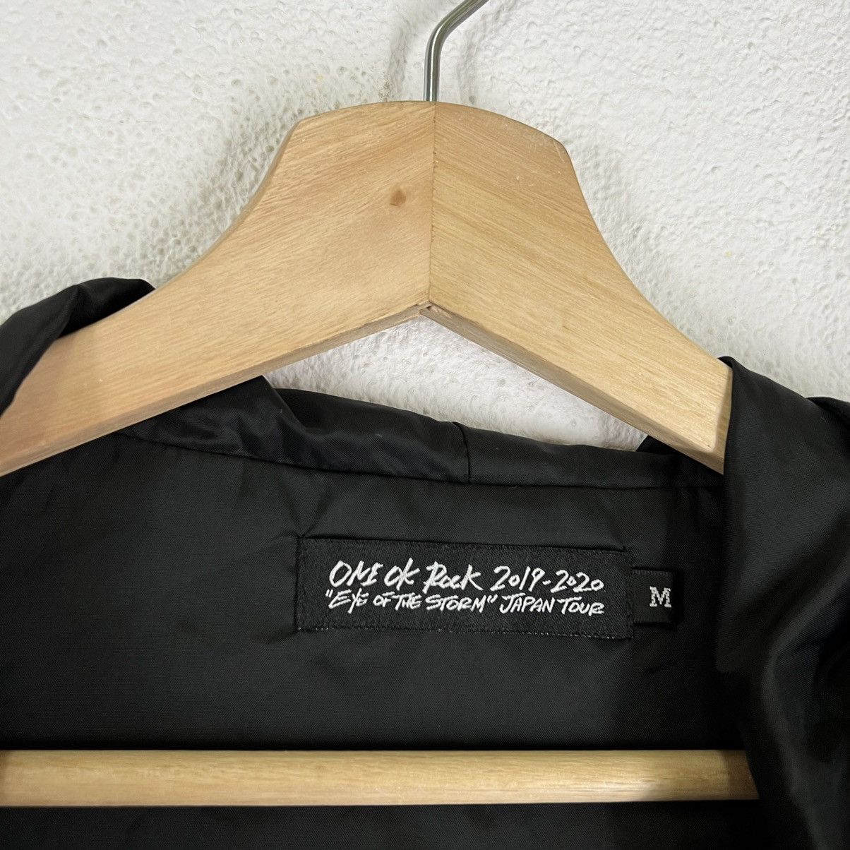 Band Tees RARE HOODIE JACKET ROCK OK ROCK BIG LOGO JAPAN BAND Size US M / EU 48-50 / 2 - 11 Thumbnail