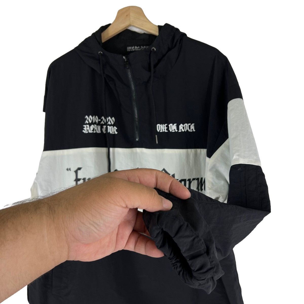 Band Tees RARE HOODIE JACKET ROCK OK ROCK BIG LOGO JAPAN BAND Size US M / EU 48-50 / 2 - 7 Thumbnail