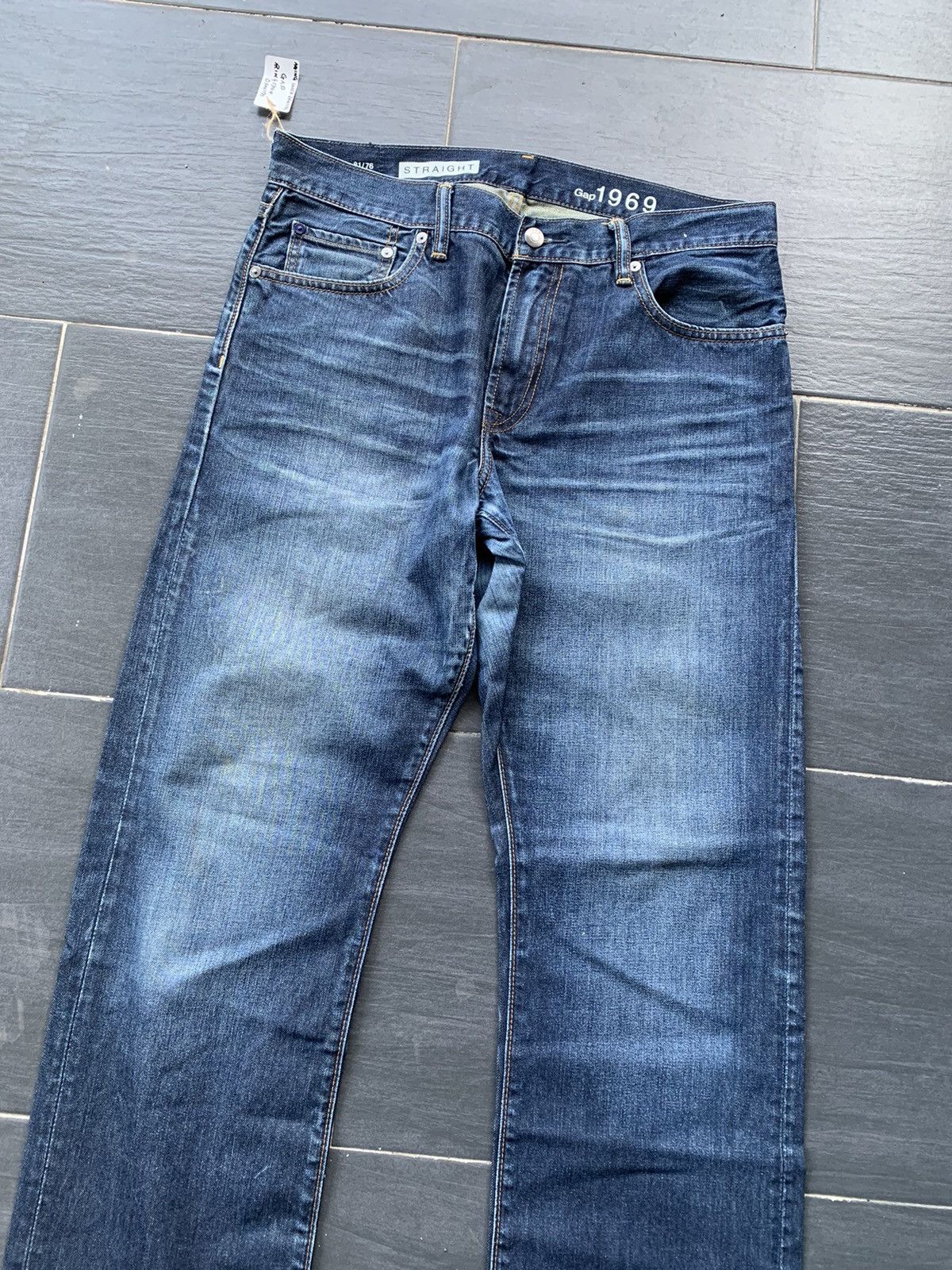 Designer Gap Faded Wash Denim Size US 34 / EU 50 - 3 Thumbnail
