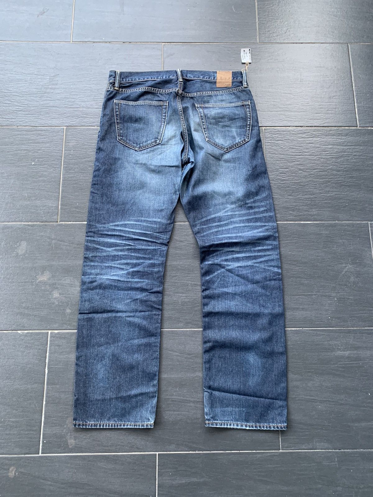 Designer Gap Faded Wash Denim Size US 34 / EU 50 - 2 Thumbnail