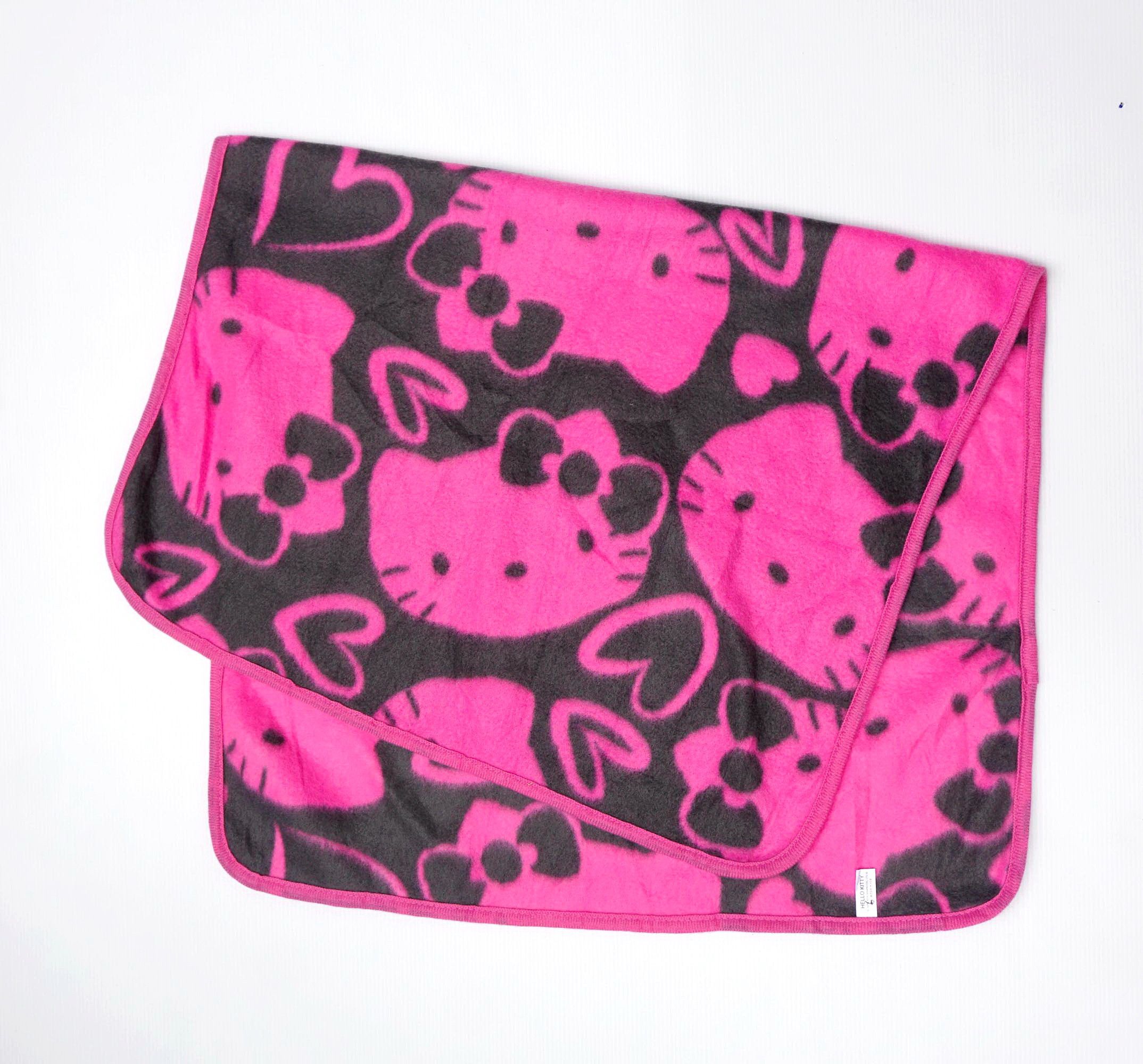 HELLO KITTY Small Fleece Body Blanket