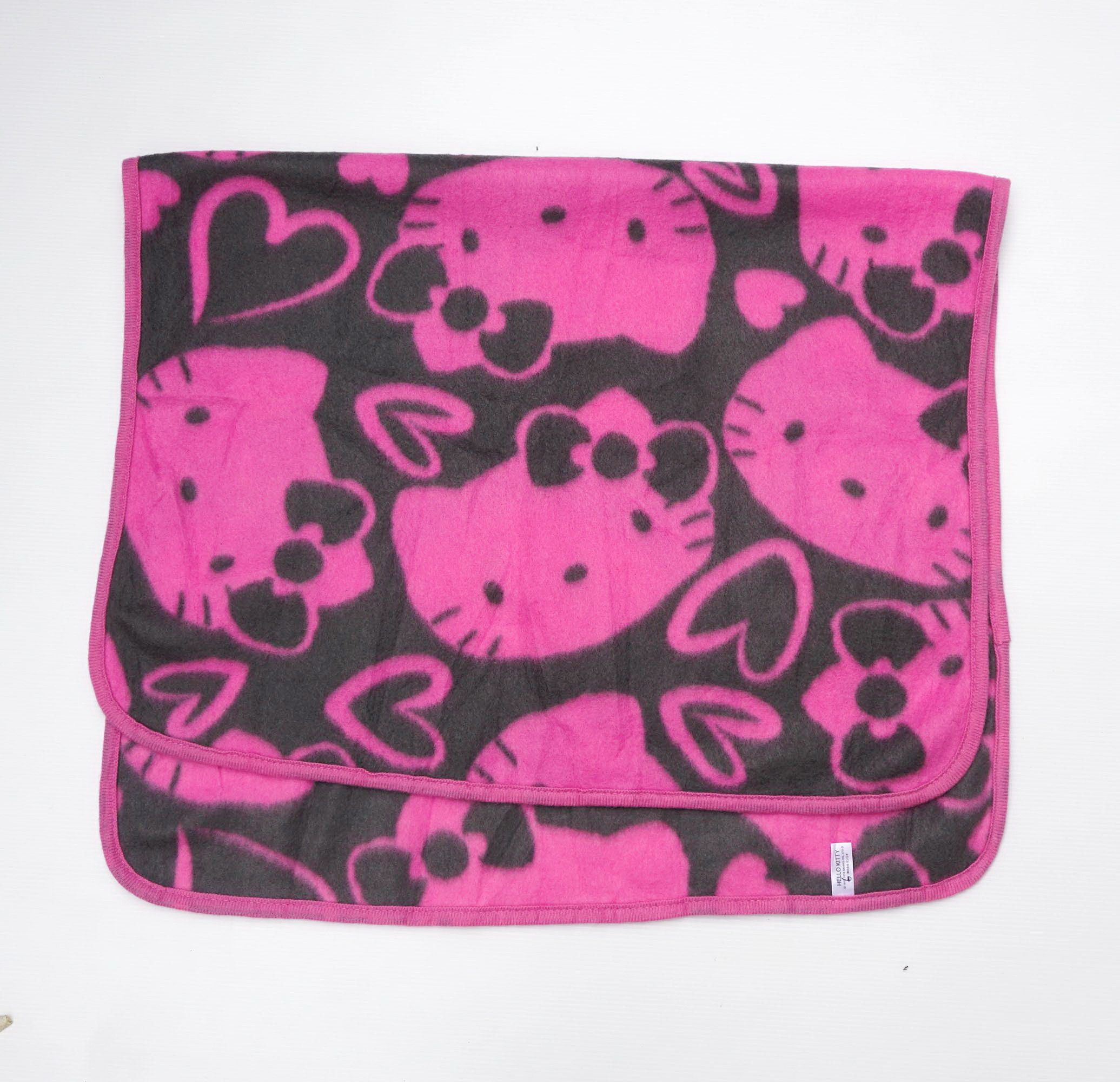 HELLO KITTY Small Fleece Body Blanket