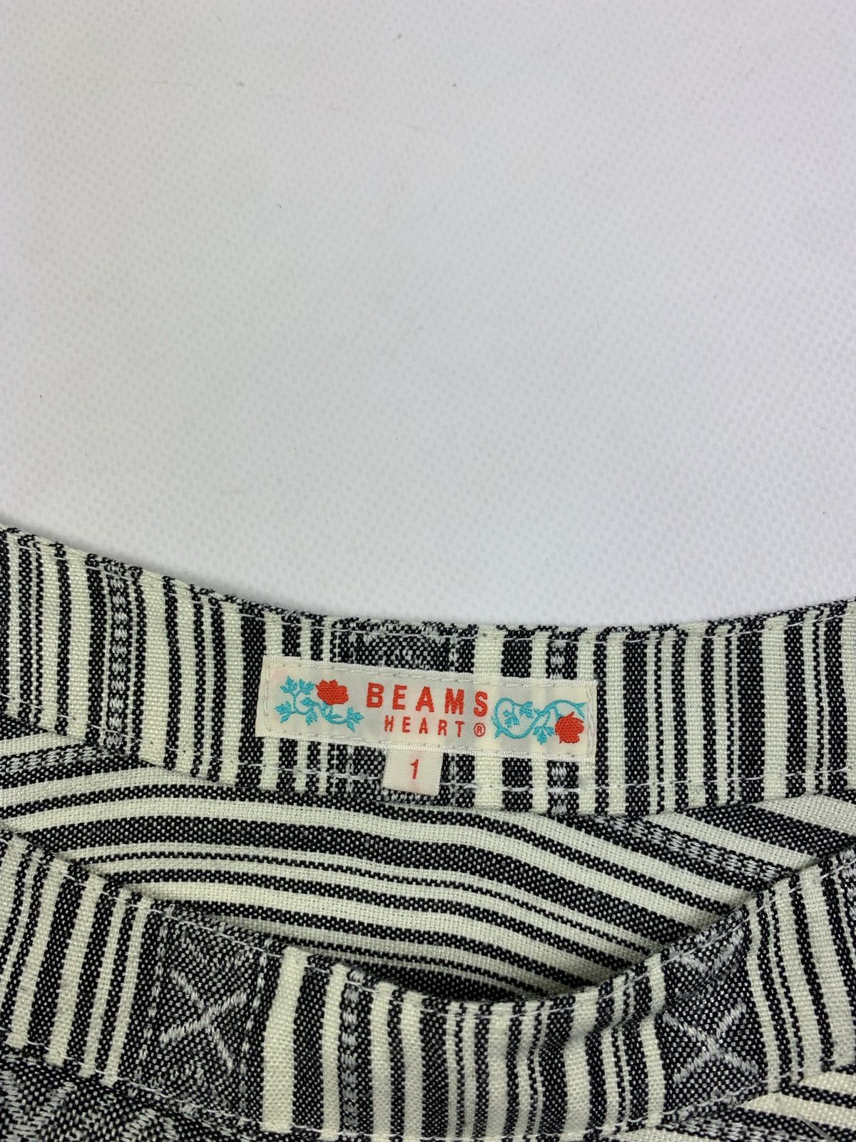 Japanese Brand Beams Heart Japan women’s geometric pattern mini skirt Size 25" / US 0 / IT 36 - 7 Thumbnail