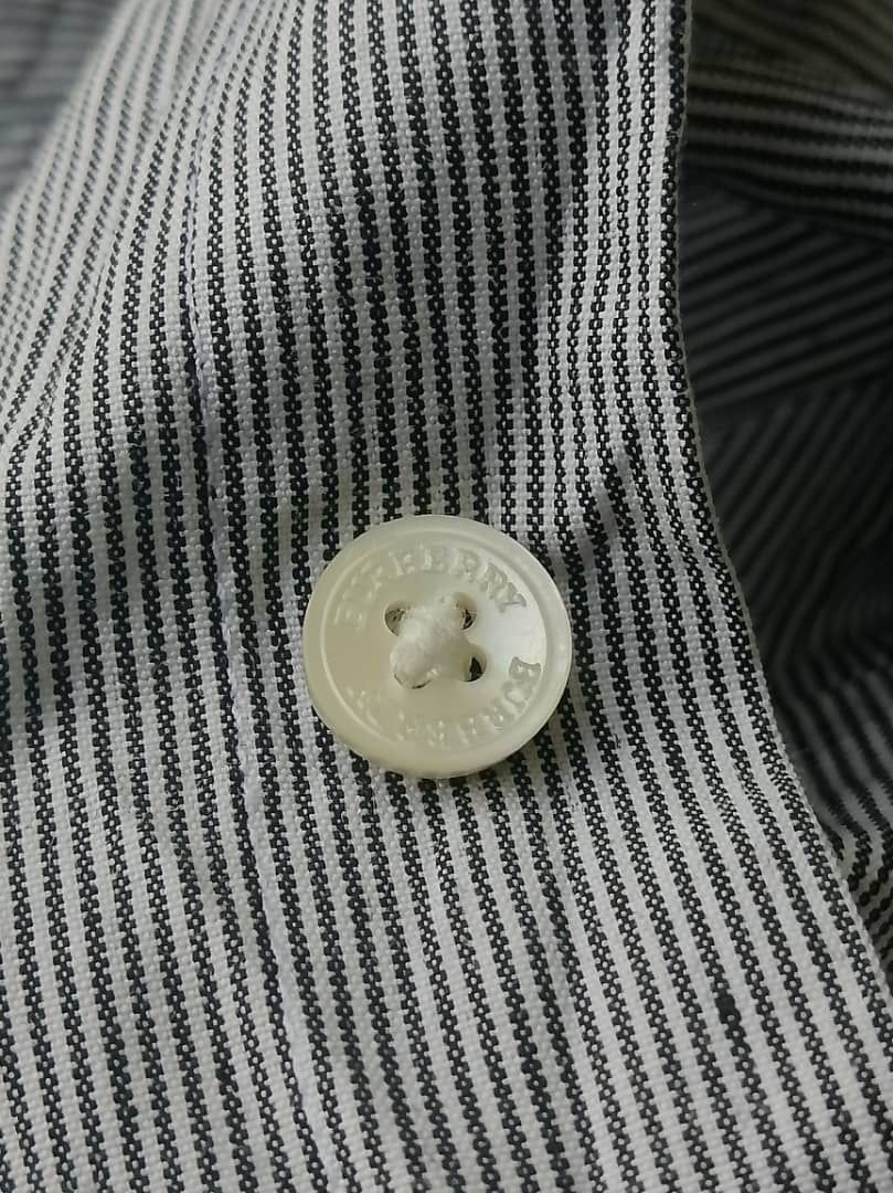 Burberry Burberry Made In Japan Buttons Shirt Size US M / EU 48-50 / 2 - 4 Thumbnail