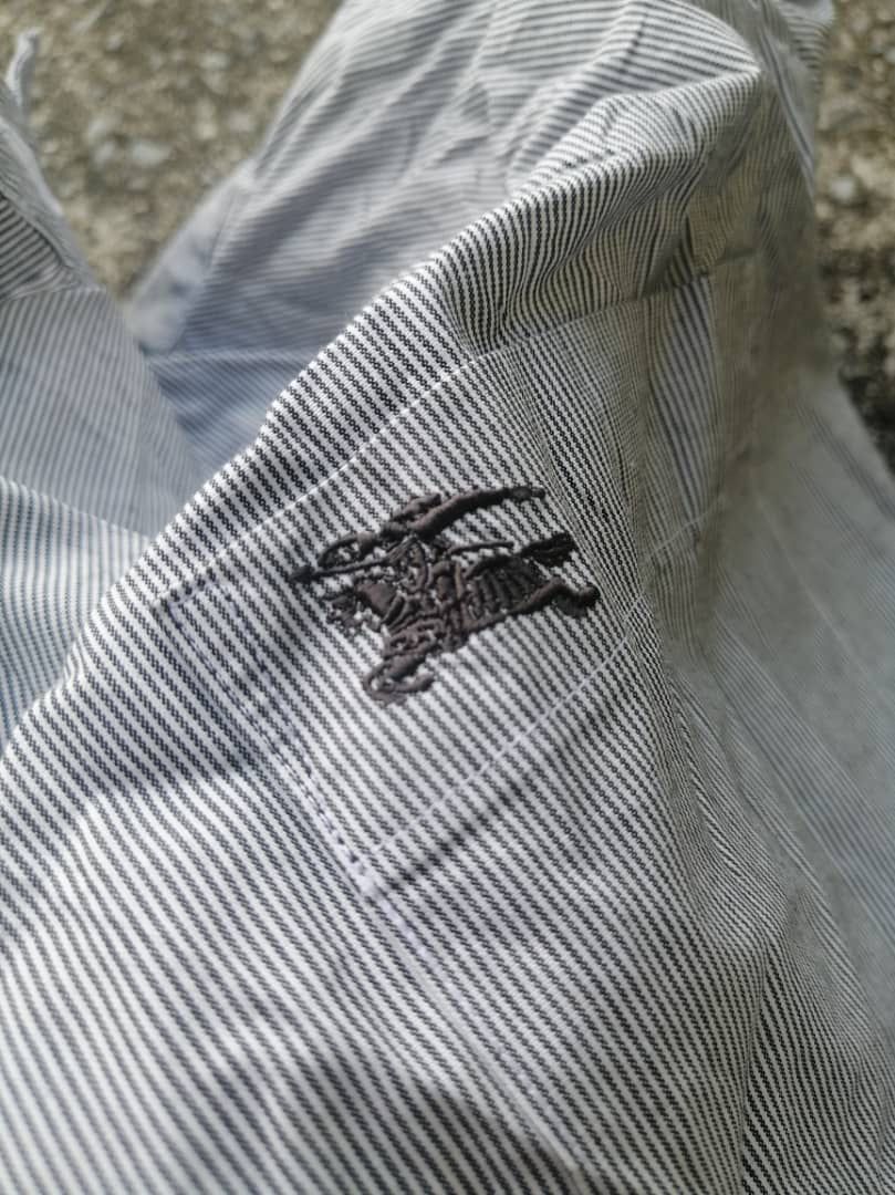 Burberry Burberry Made In Japan Buttons Shirt Size US M / EU 48-50 / 2 - 6 Thumbnail