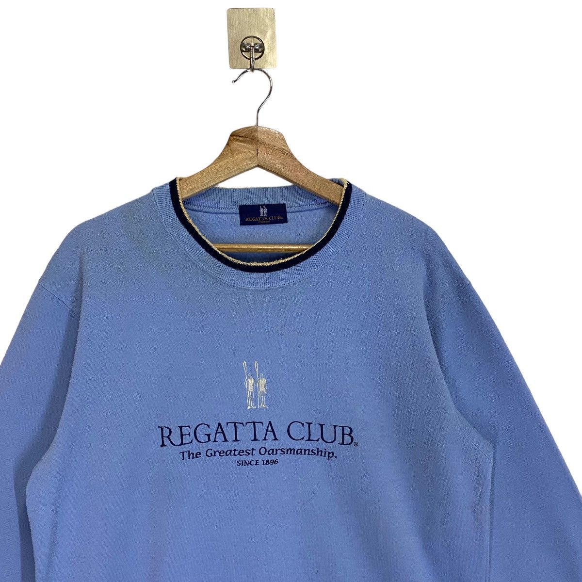 Vintage Vintage Regatta Club Big Logo Crewneck Sweatshirt Size M Size US M / EU 48-50 / 2 - 4 Thumbnail