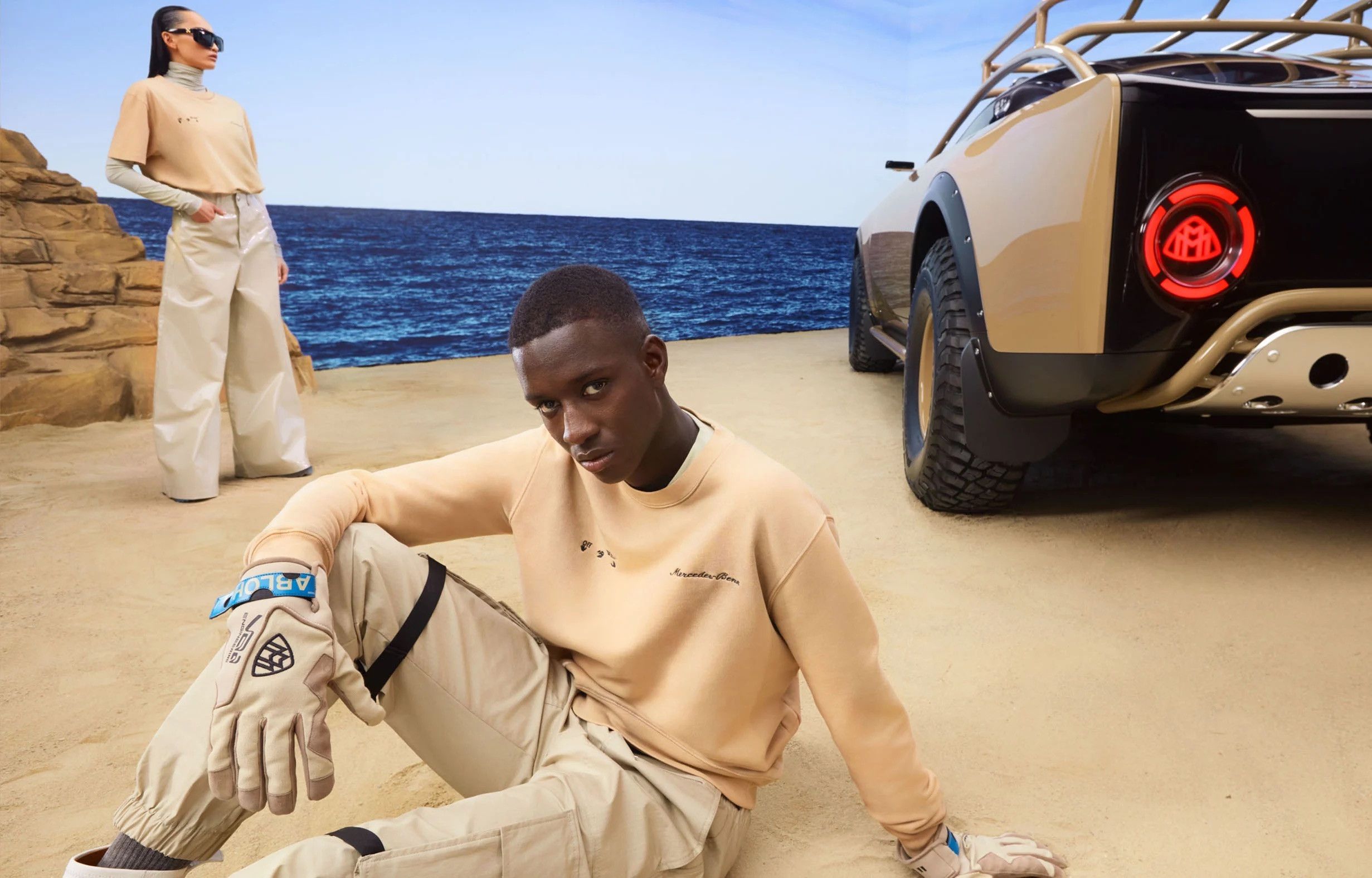 Mercedes-Benz Off-White™ Mercedes Benz Project Maybach Crewneck Size US L / EU 52-54 / 3 - 8 Thumbnail