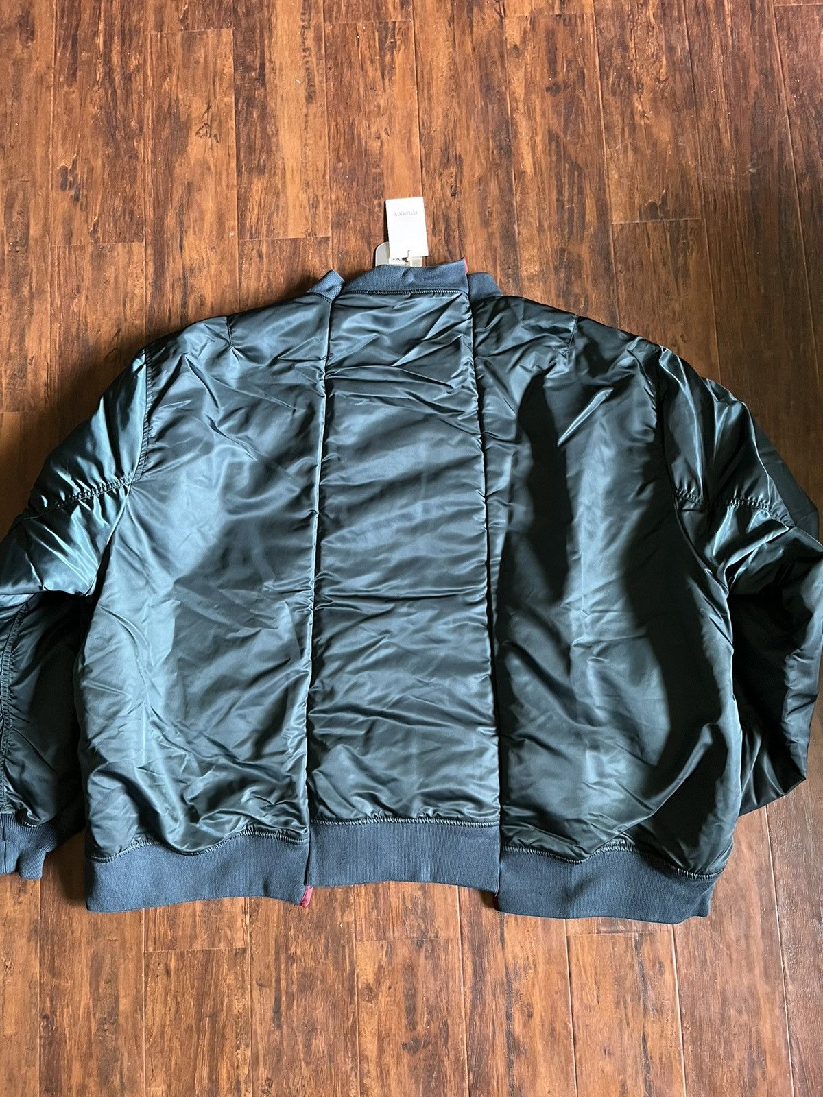 Alpha Industries × Vetements Vetements x Alpha Industries Reversible Bomber Jacket Size US M / EU 48-50 / 2 - 2 Thumbnail