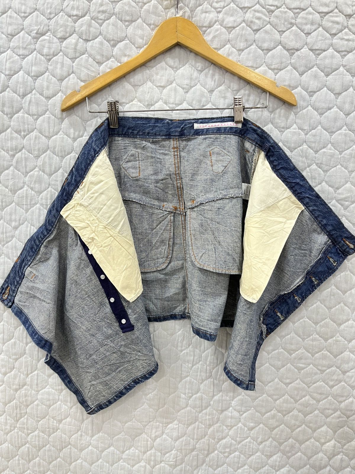 Issey Miyake (Nnnn). ISSEY MIYAKE SUNAO KUWAHARA BUTTONED WRAP SKIRTS Size 29" - 9 Thumbnail