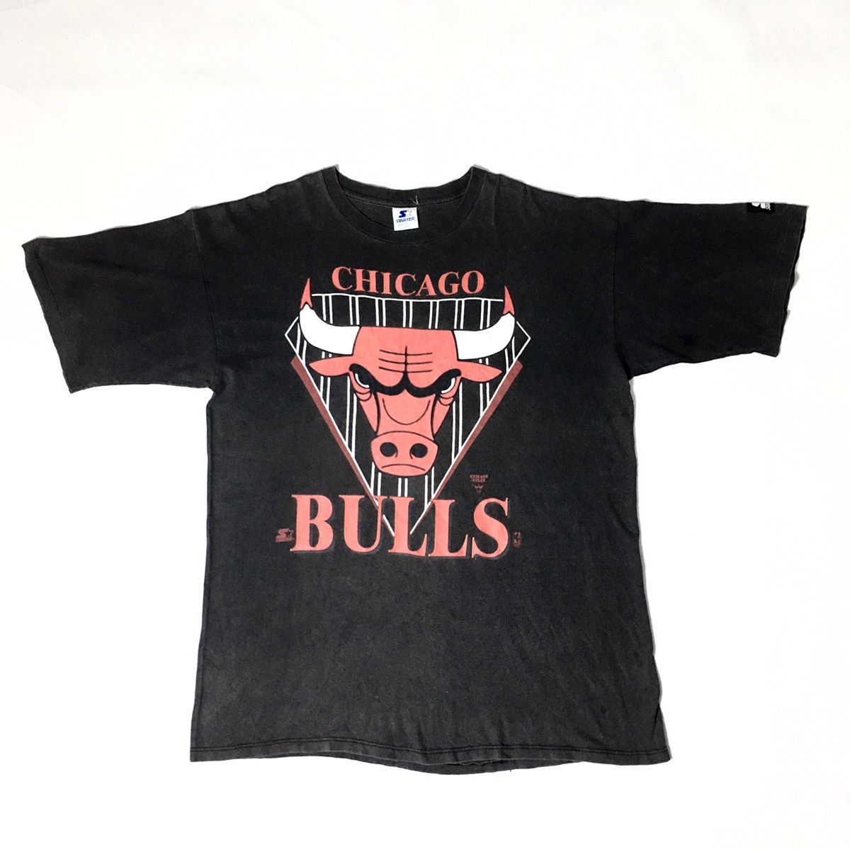 NBA × Starter × Vintage Vintage 90s Chicago Bulls By Starter Nba Superman Tees Size US L / EU 52-54 / 3 - 1 Thumbnail