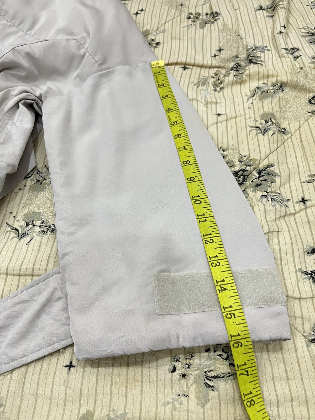 Uniqlo × White Mountaineering (Nnnn). WHITE MOUNTAINEERING X UNIQLO Size M / US 6-8 / IT 42-44 - 17 Thumbnail
