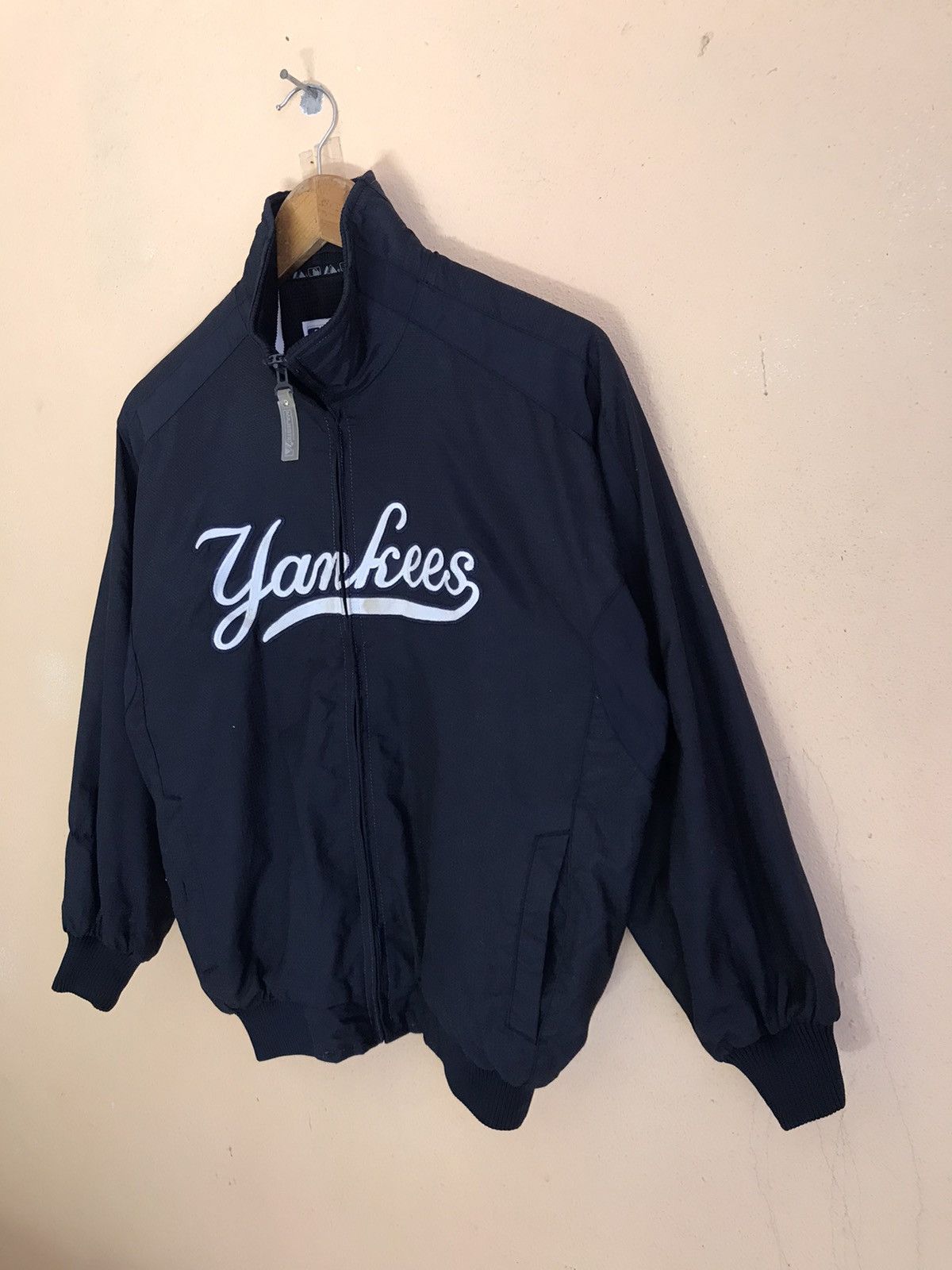 MLB VINTAGE NEW YORK YANKEES FULL ZIPPER Size US S / EU 44-46 / 1 - 3 Thumbnail