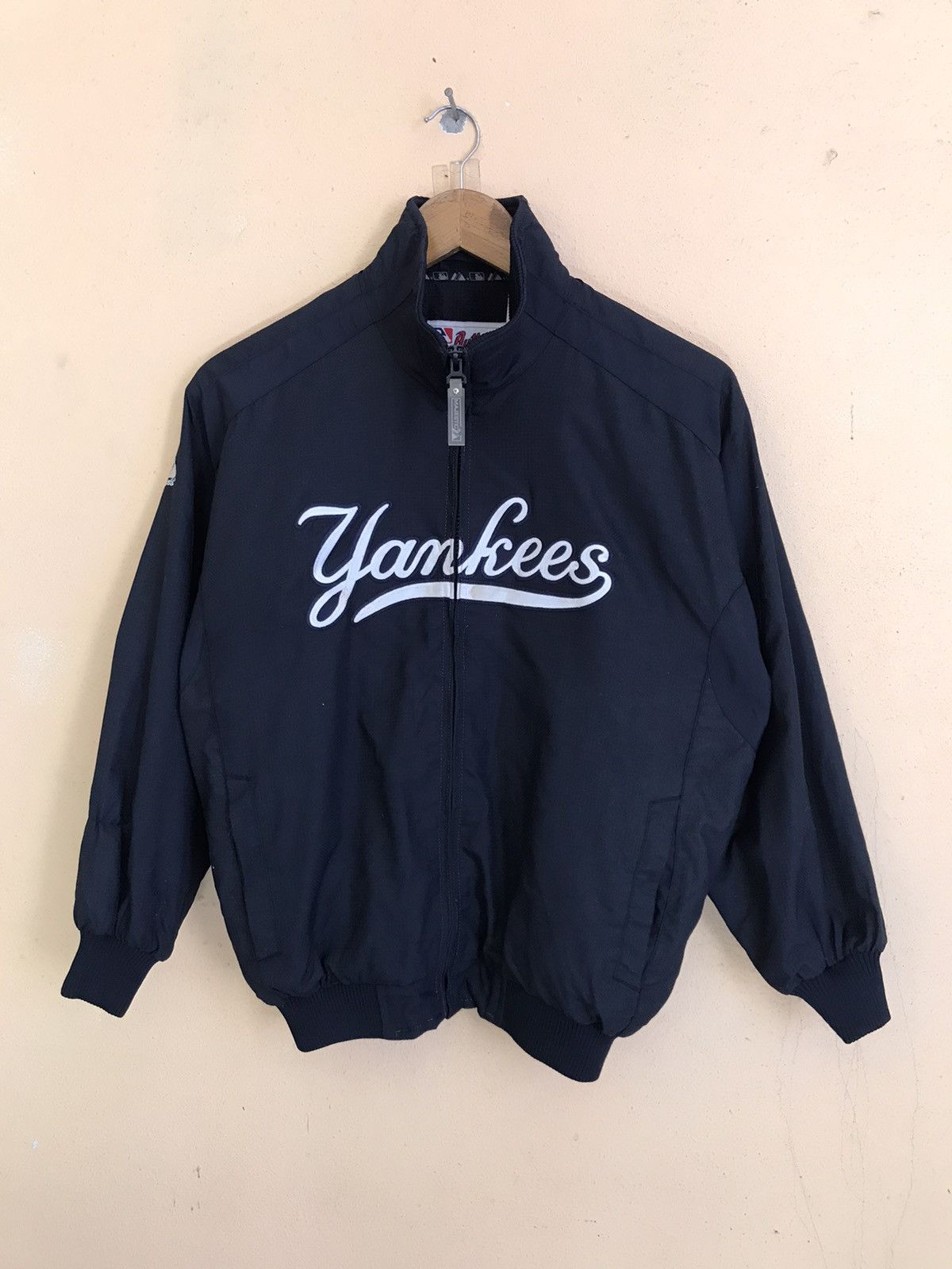 MLB VINTAGE NEW YORK YANKEES FULL ZIPPER Size US S / EU 44-46 / 1 - 2 Thumbnail