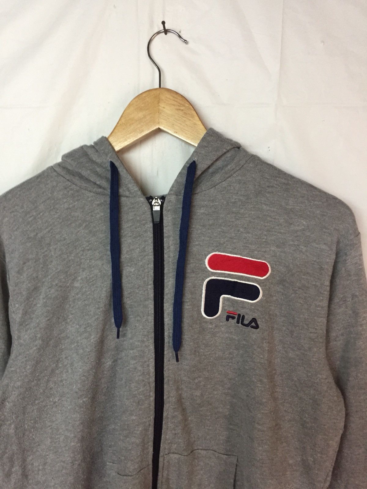 Fila Vintage Fila Hoodie Nice Design /24 Size US S / EU 44-46 / 1 - 2 Thumbnail