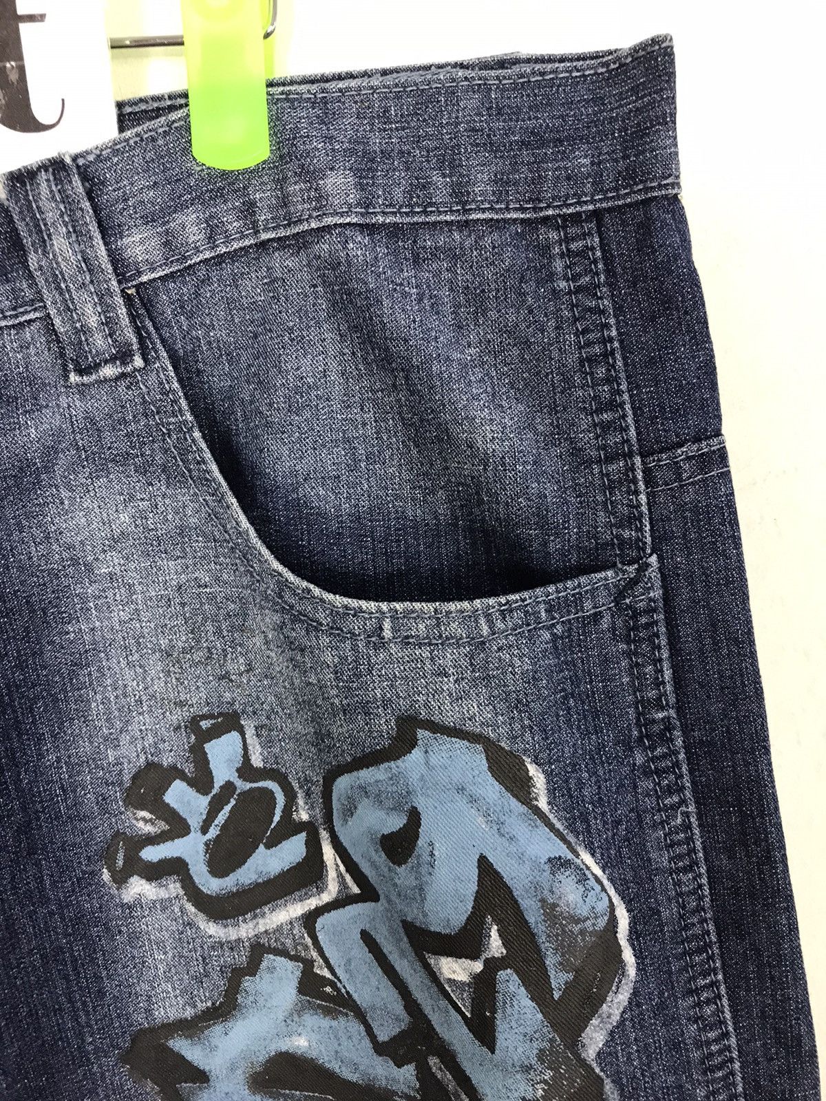 Japanese Brand Lot 29 Printing Bugs Bunny Jeans Style Size US 38 / EU 54 - 5 Thumbnail