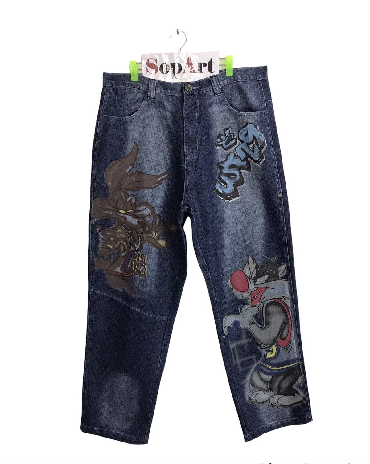image of Lot 29 Printing Bugs Bunny Jeans Style in Blue, Men's (Size 38)