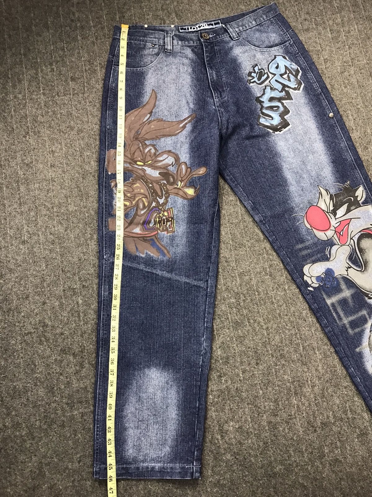 Japanese Brand Lot 29 Printing Bugs Bunny Jeans Style Size US 38 / EU 54 - 21 Thumbnail