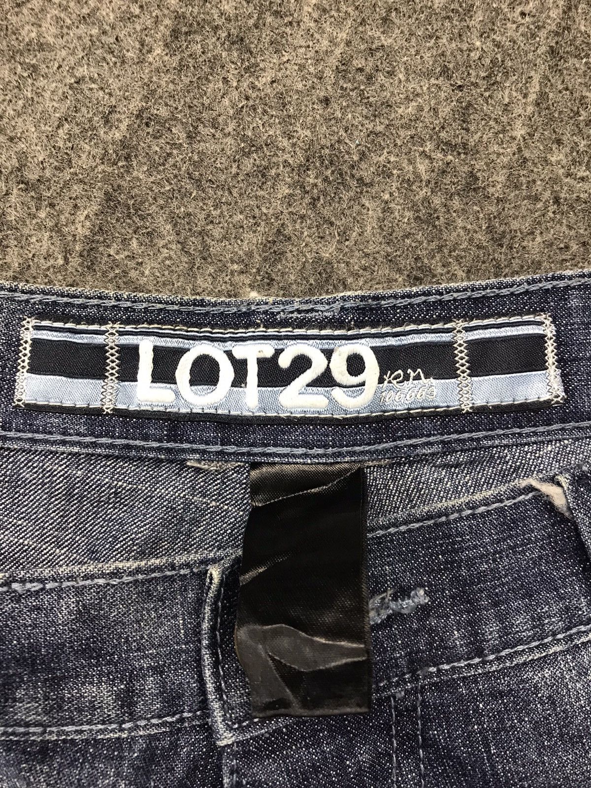 Japanese Brand Lot 29 Printing Bugs Bunny Jeans Style Size US 38 / EU 54 - 15 Thumbnail