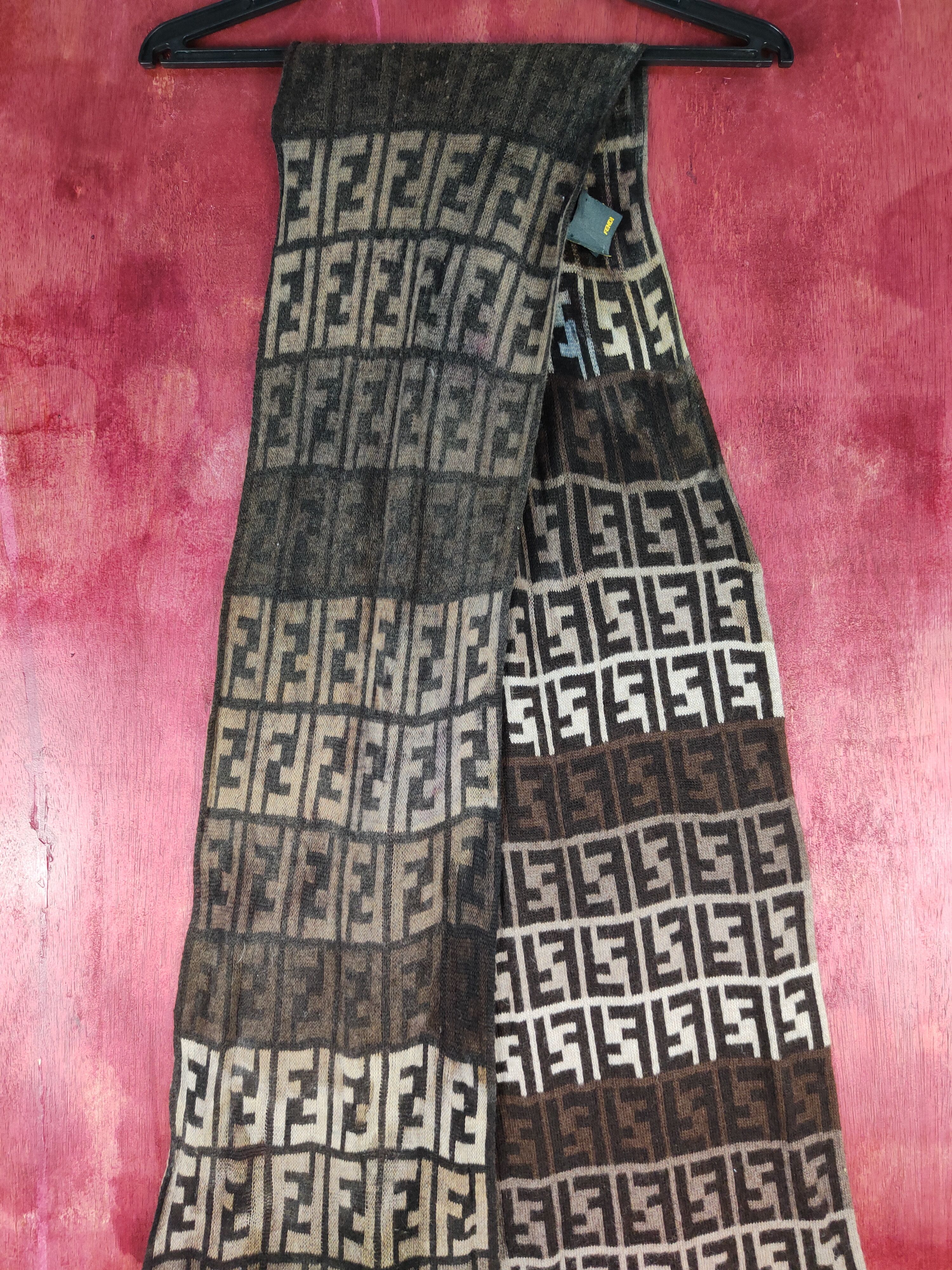 Fendi Fendi Dark Brown Muffler Scarves worn faded #S1045 Size ONE SIZE - 3 Thumbnail
