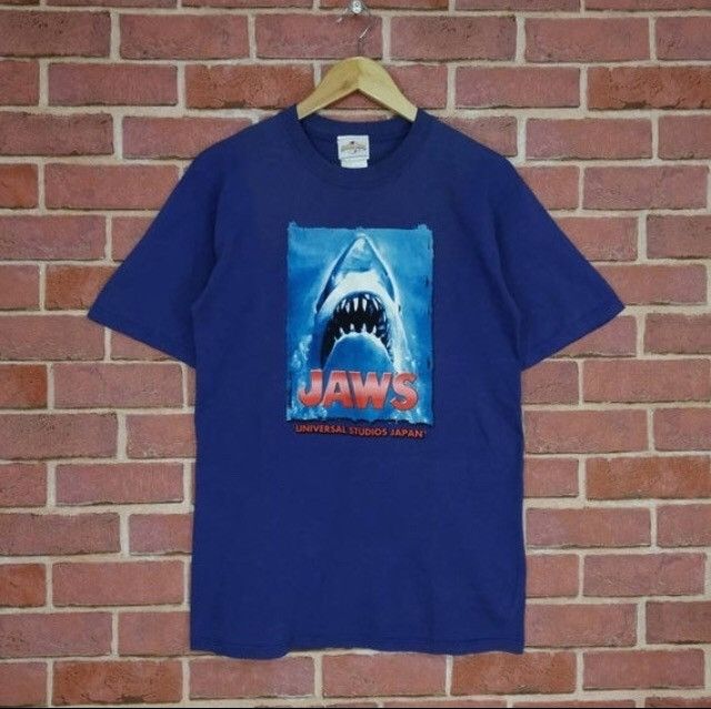 Universal Studios Vintage Jaws Shark Horror Film Movie Drama T-shirt Size US M / EU 48-50 / 2 - 1 Thumbnail