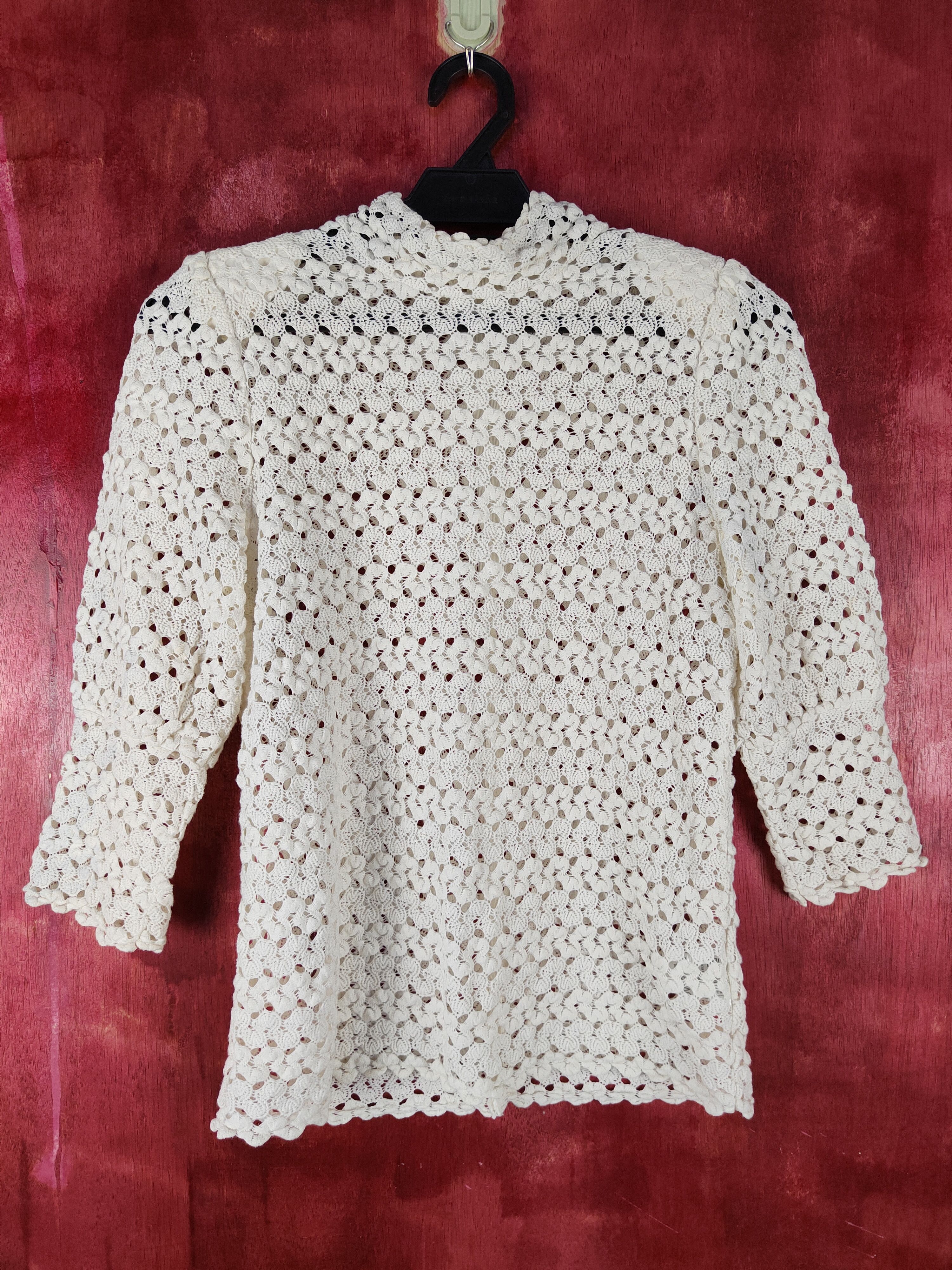 Vintage Loveparis White Crochet Meshnet Knitwear Blouses #S1033 Size S / US 4 / IT 40 - 1 Thumbnail