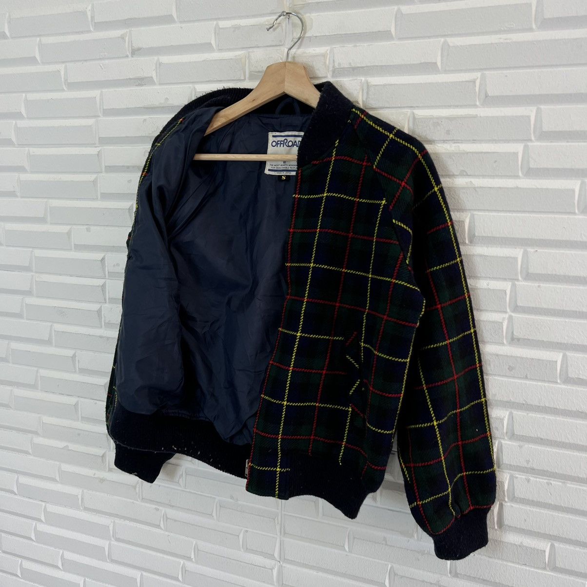 Japanese Brand VINTAGE OFFROAD MADE IN JAPAN VARSITY JACKET TARTAN DESIGN Size US S / EU 44-46 / 1 - 9 Thumbnail