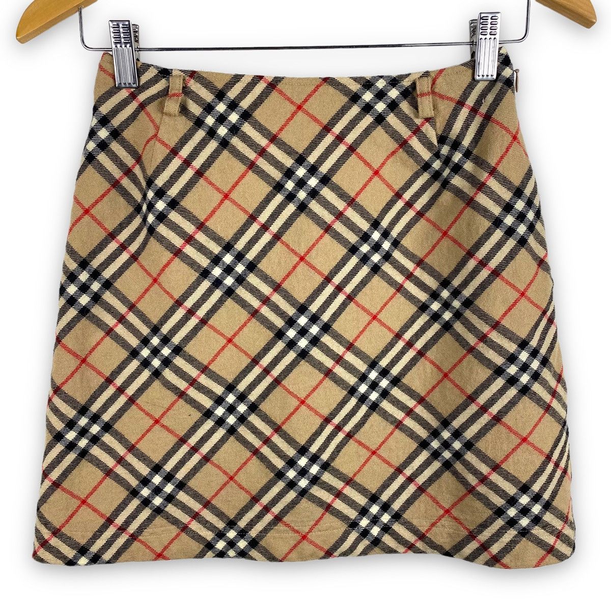 Burberry OG BURBERRY LONDON NOVA CHECK MINI SKIRTS Size 25" / US 0 / IT 36 - 3 Thumbnail