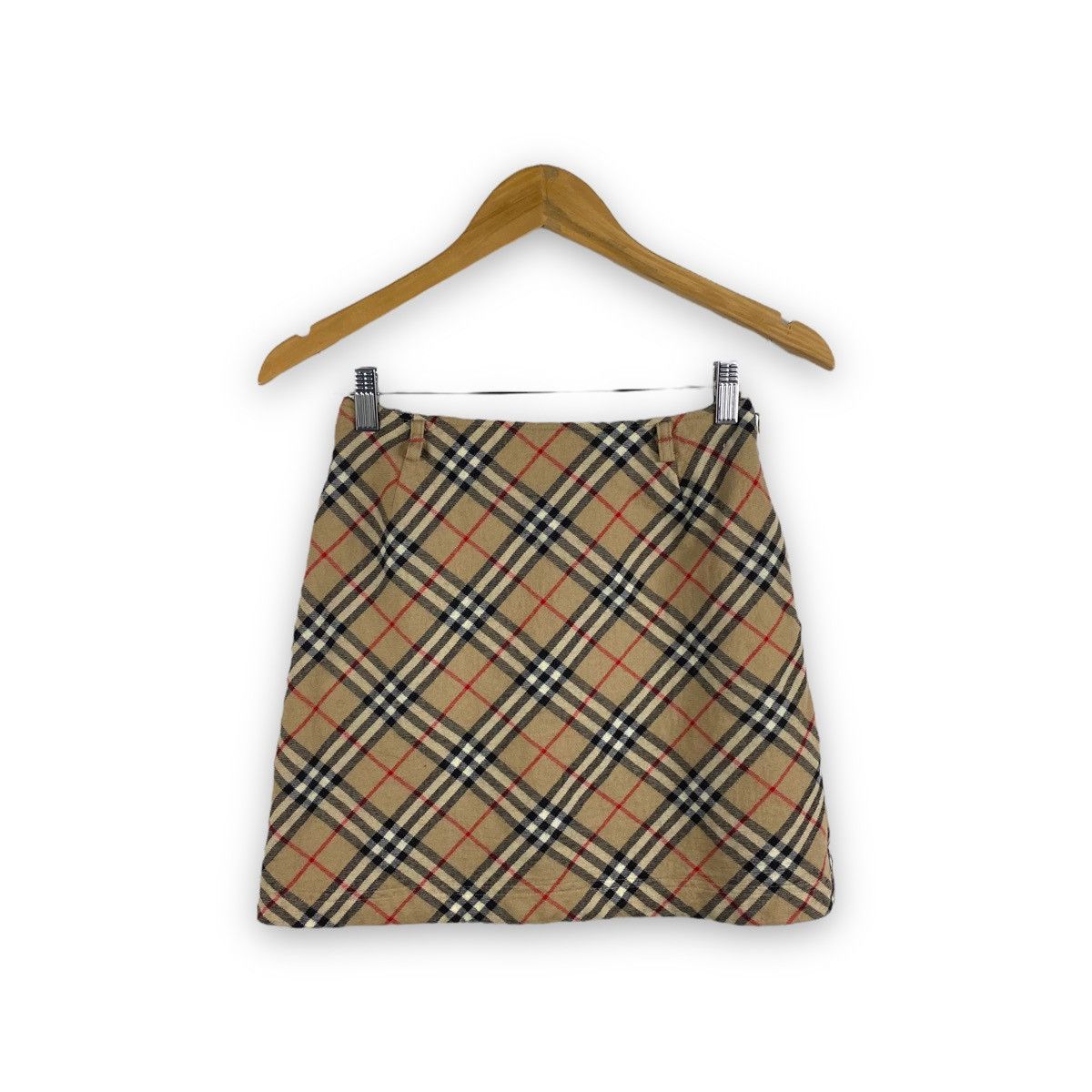 Burberry OG BURBERRY LONDON NOVA CHECK MINI SKIRTS Size 25" / US 0 / IT 36 - 1 Thumbnail