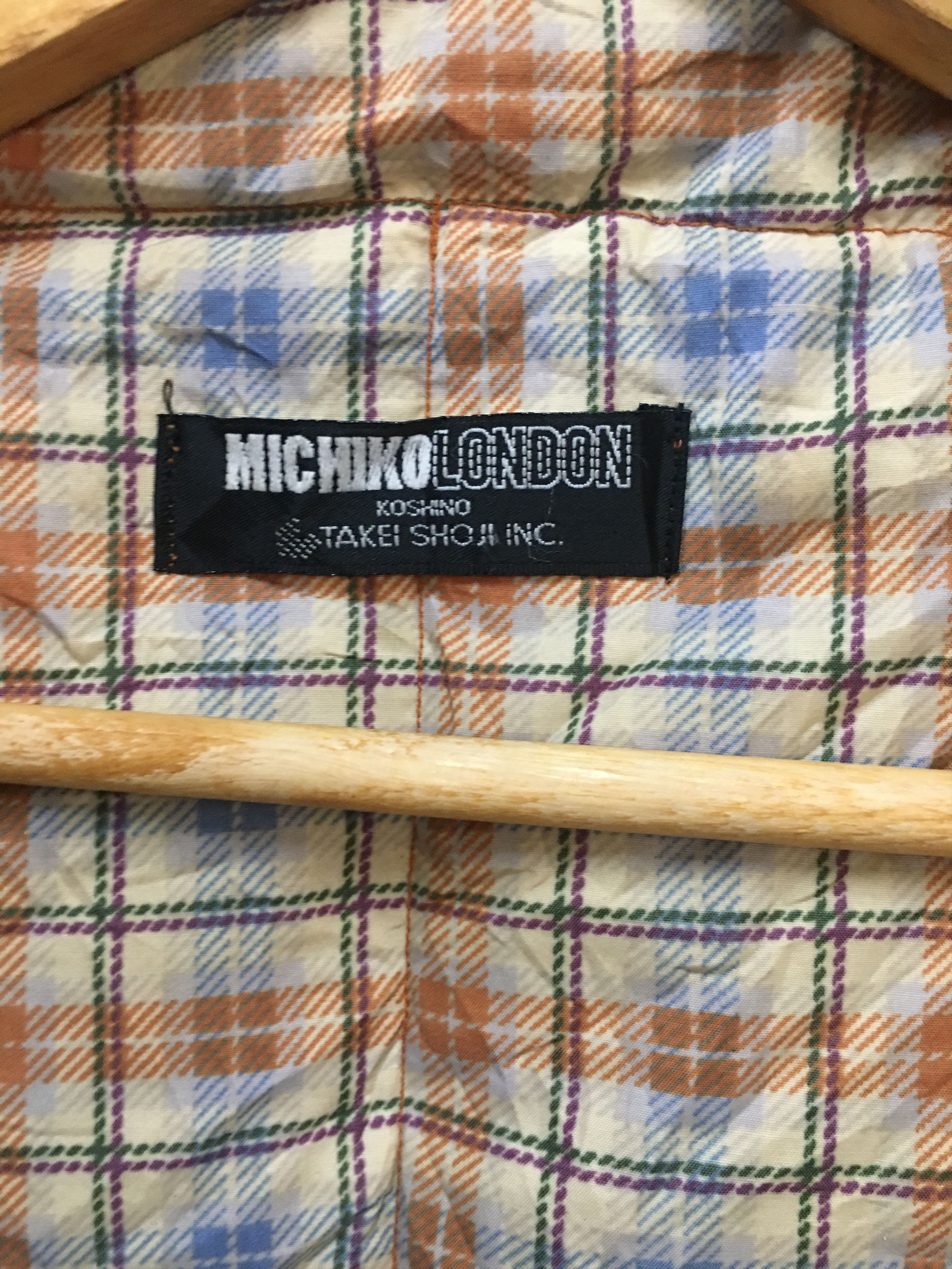 Japanese Brand Michiko Koshino London Ponchos Puffer Down Vests Jacket Size US M / EU 48-50 / 2 - 6 Thumbnail