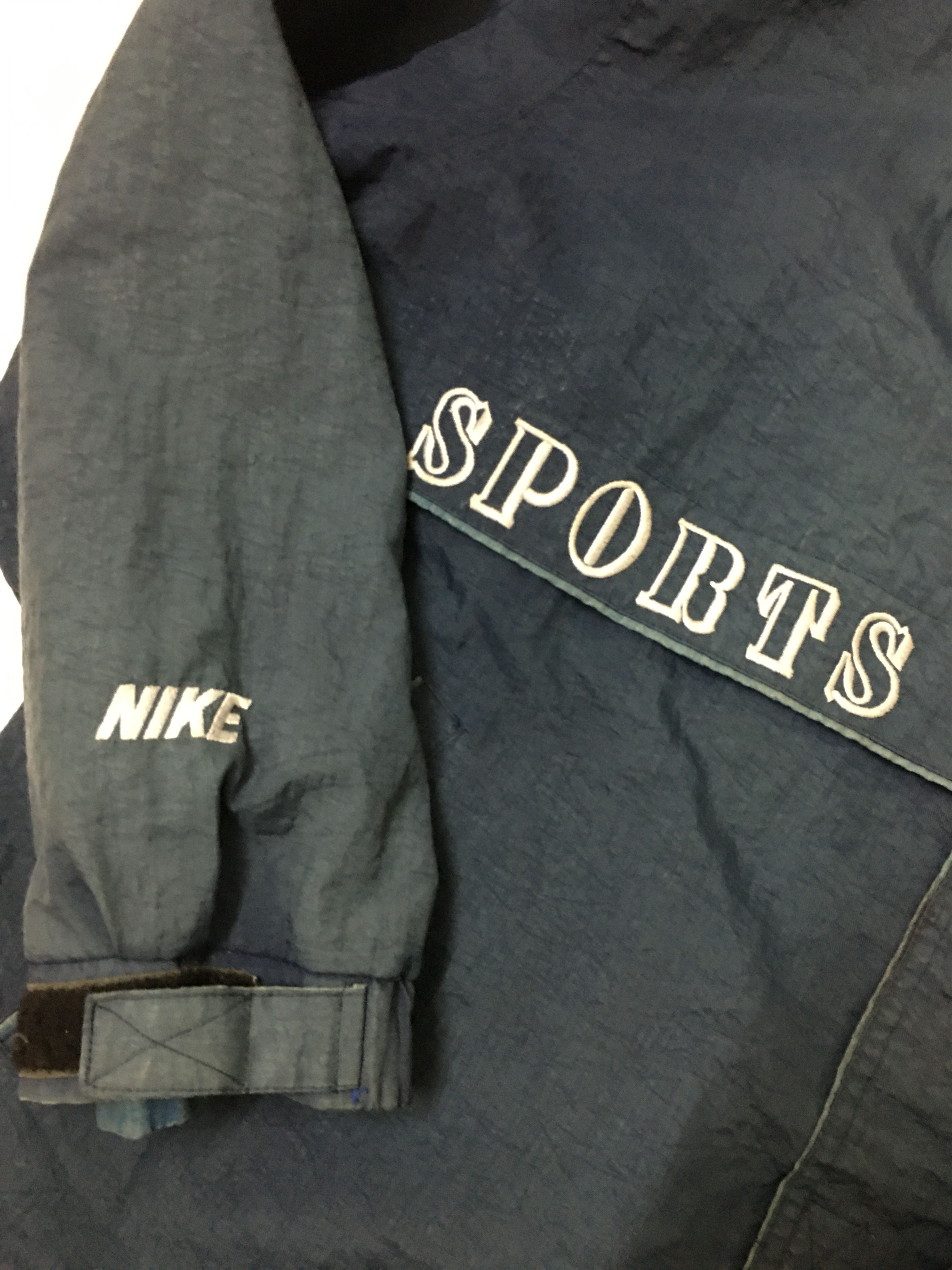 Nike Trashed faded Nike Usa Flag Paches / Light Jacket Size US L / EU 52-54 / 3 - 5 Thumbnail
