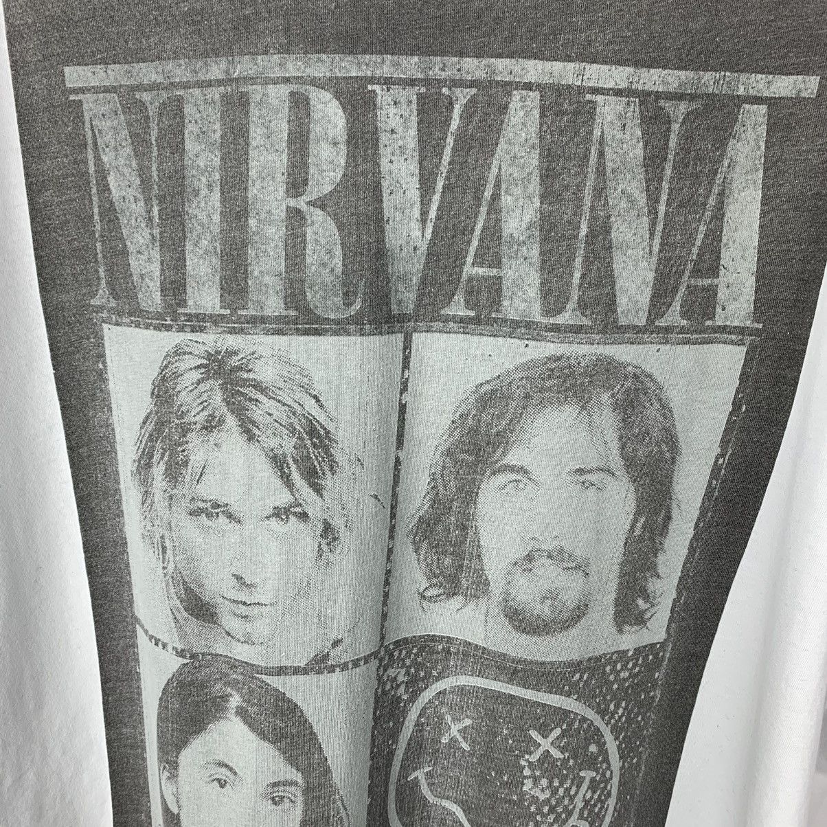 Band Tees Nirvana T-shirt Rare Vintage Band Tee Size US L / EU 52-54 / 3 - 5 Thumbnail