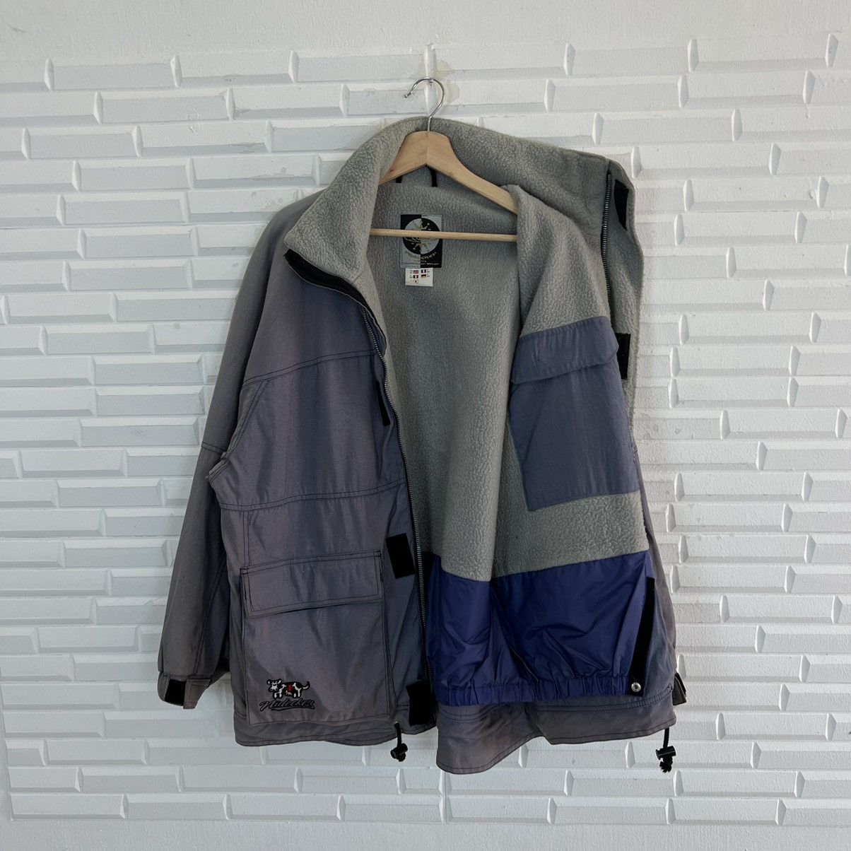 Japanese Brand VINTAGE SWISS DESIGN NIDECKER SNOWBOARD JACKET BIG LOGO Size US M / EU 48-50 / 2 - 11 Thumbnail