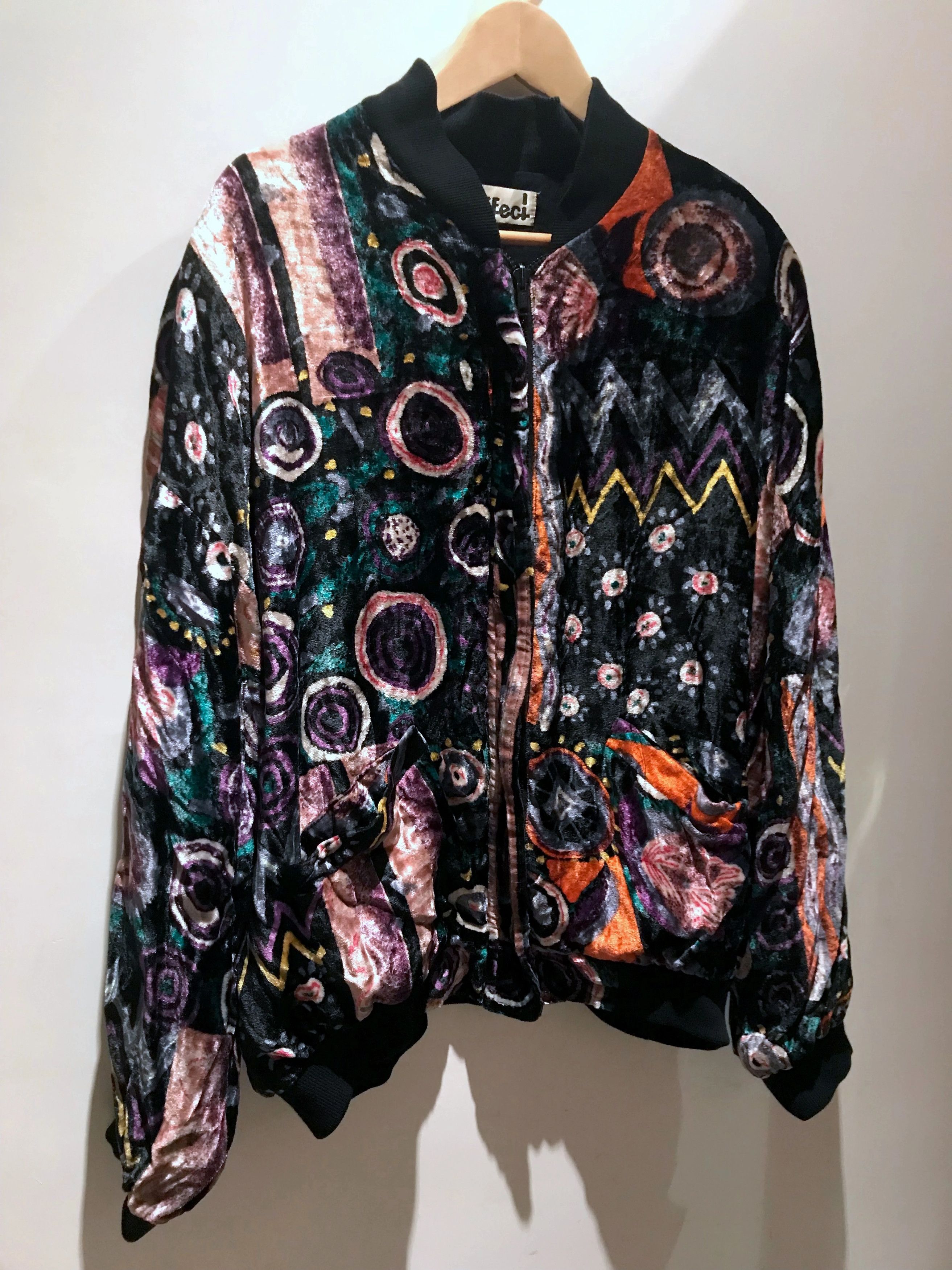 Vintage PSYCHEDELIC PRINTED VELVET MULTICOLOUR SOUVENIR JACKET Size US M / EU 48-50 / 2 - 2 Thumbnail