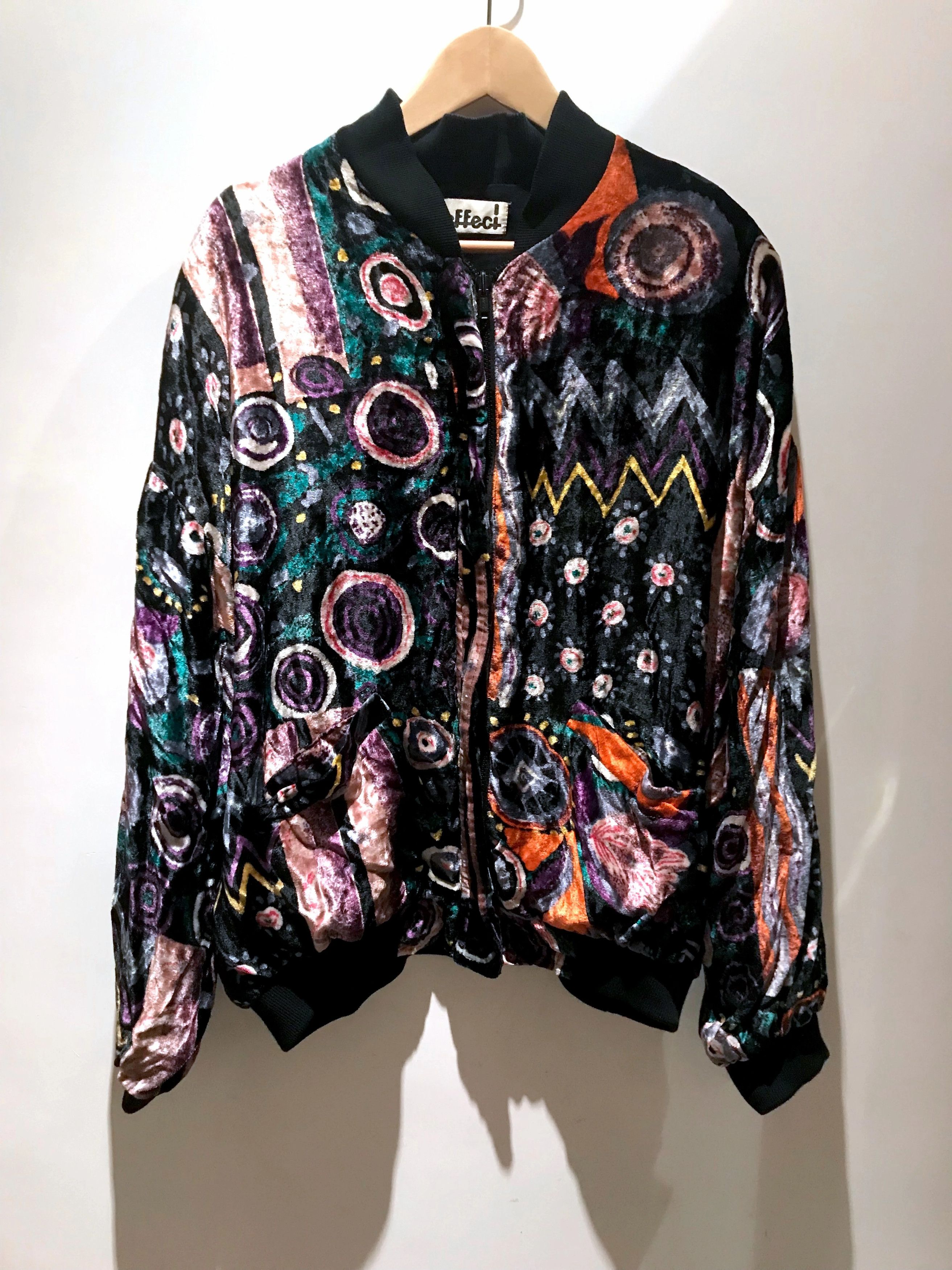 Vintage PSYCHEDELIC PRINTED VELVET MULTICOLOUR SOUVENIR JACKET Size US M / EU 48-50 / 2 - 1 Thumbnail