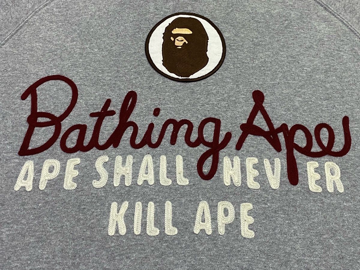 Bape A Bathing Ape Embroidered Logo Zip Hoodie Size US L / EU 52-54 / 3 - 6 Thumbnail
