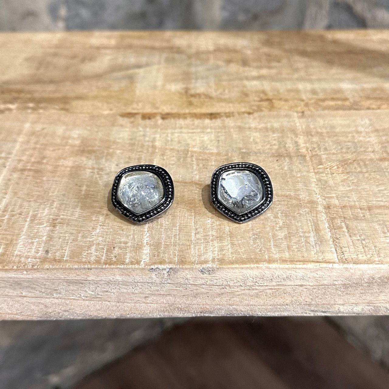 Yves Saint Laurent Yves Saint-Laurent Vintage Clear Glass Clip-on Earrings Size ONE SIZE - 2 Thumbnail