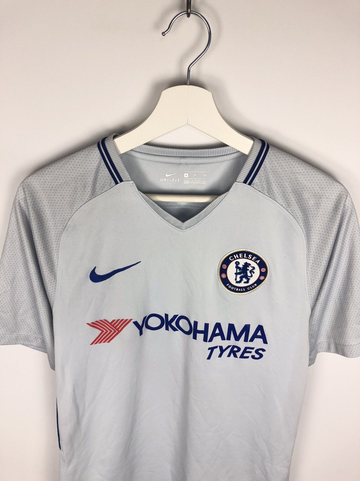 Jerzees Nike Jersey FC Chelsea Yokohama Tyres Subhan 12 Soccer S Size US S / EU 44-46 / 1 - 2 Thumbnail