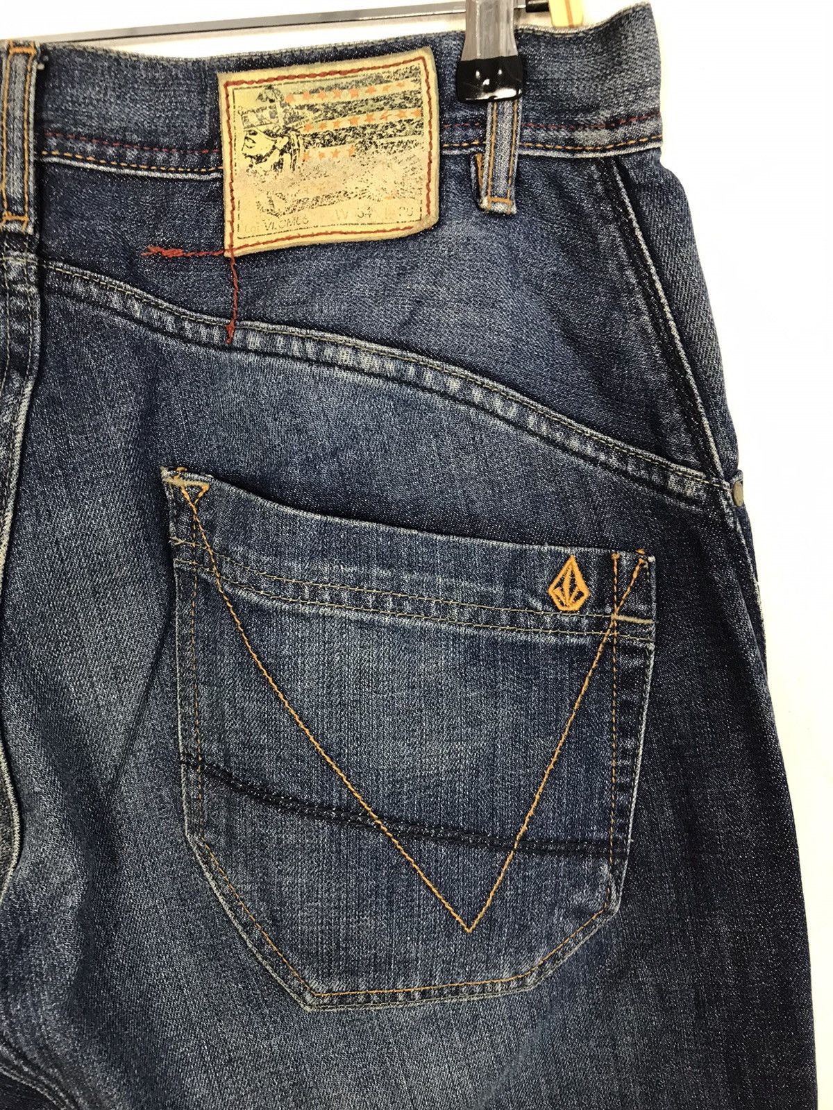 Volcom Vintage Volcom Brand Blue Colour Button Denim Jeans Size US 33 - 11 Thumbnail